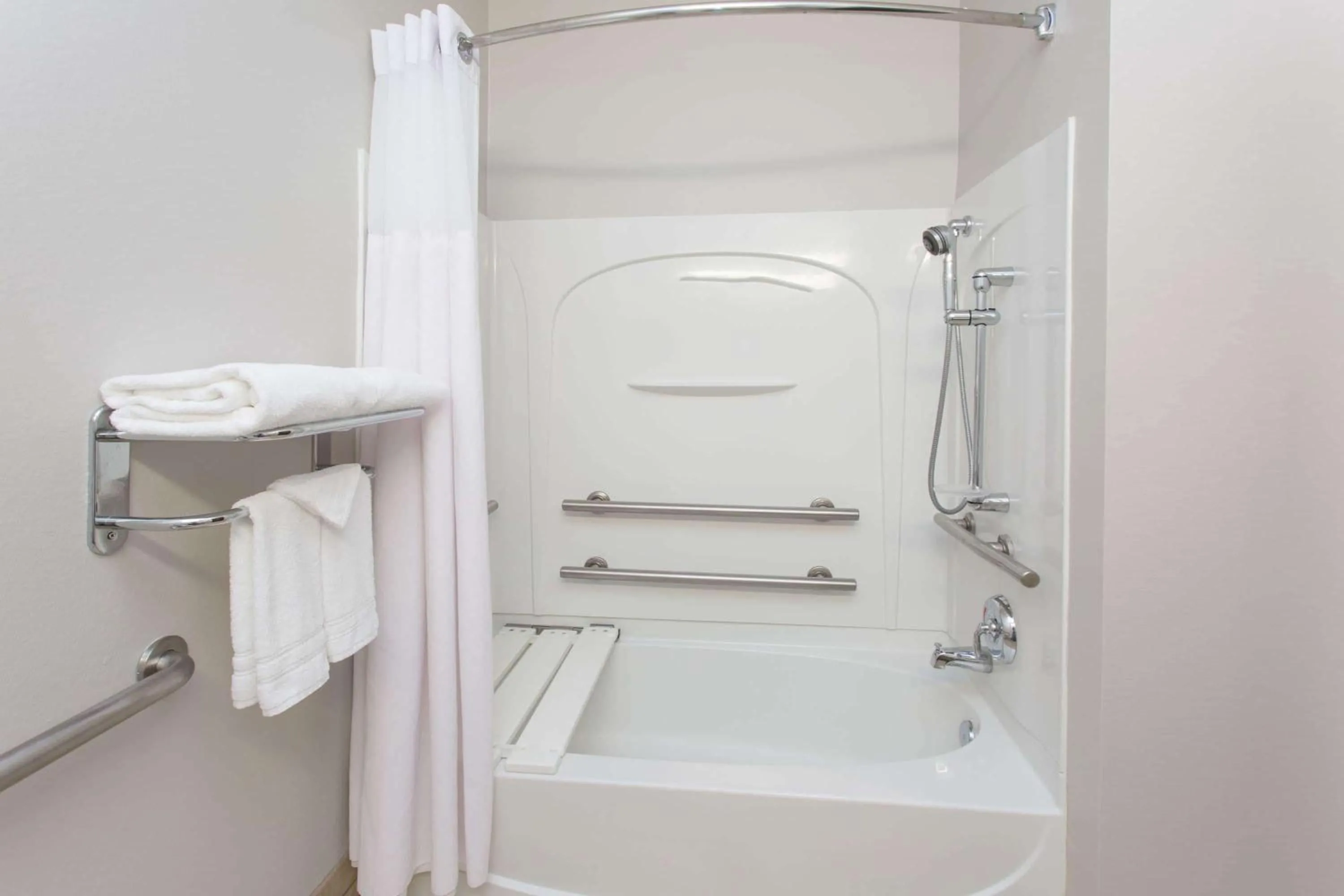 Bathroom in Microtel Inn & Suites by Wyndham Port Charlotte Punta Gorda