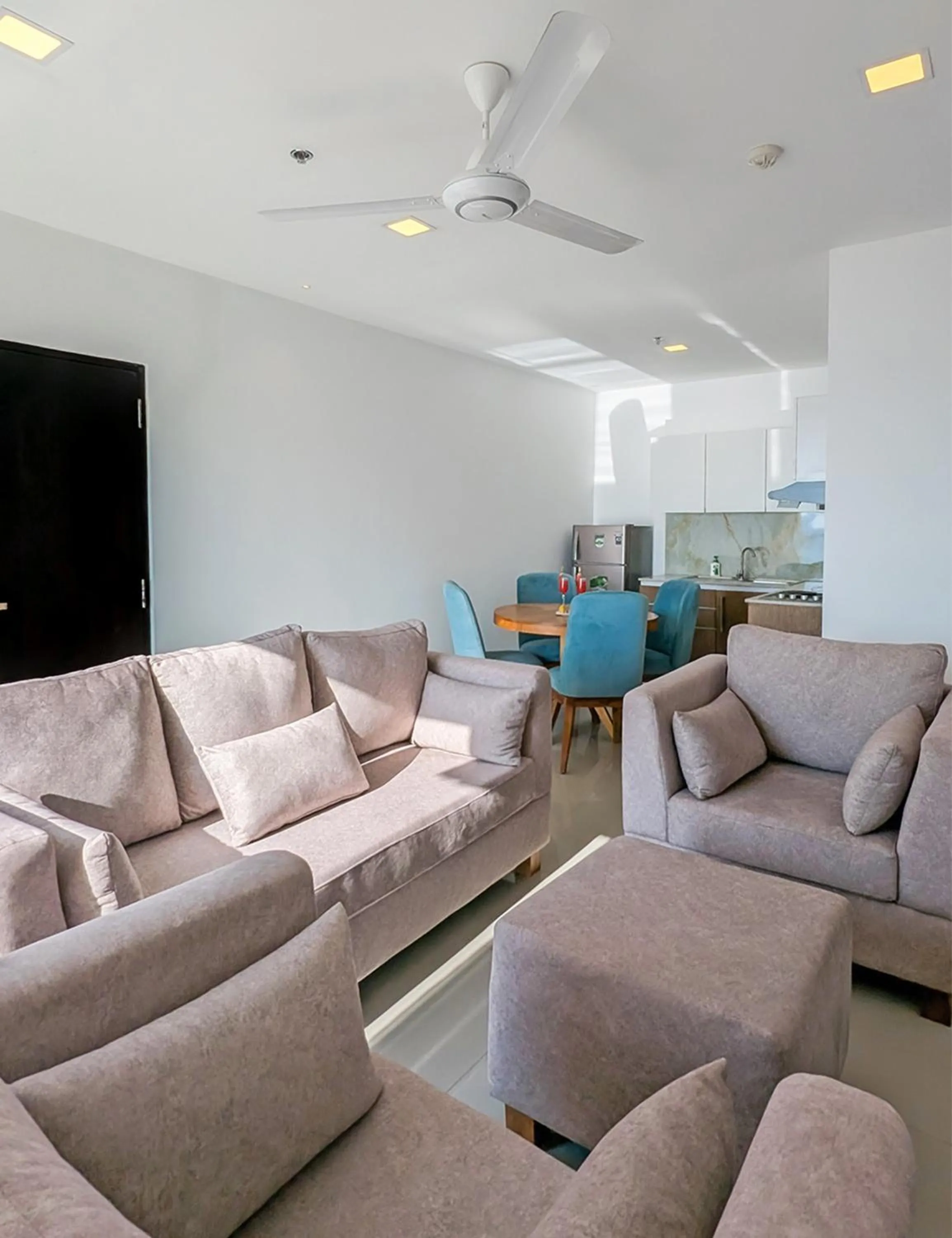 Living room in Corundum Breeze Negombo