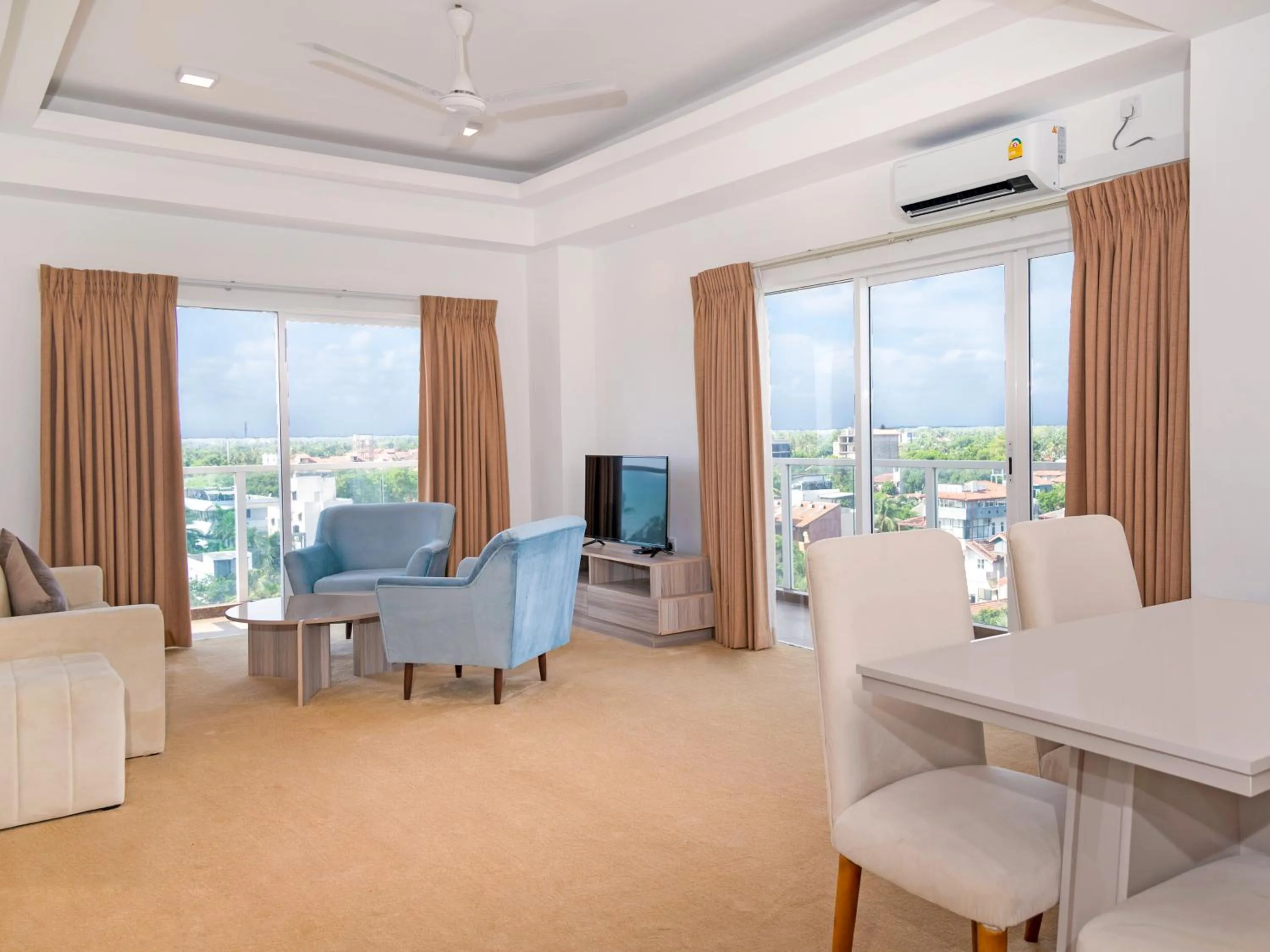 TV and multimedia in Corundum Breeze Negombo