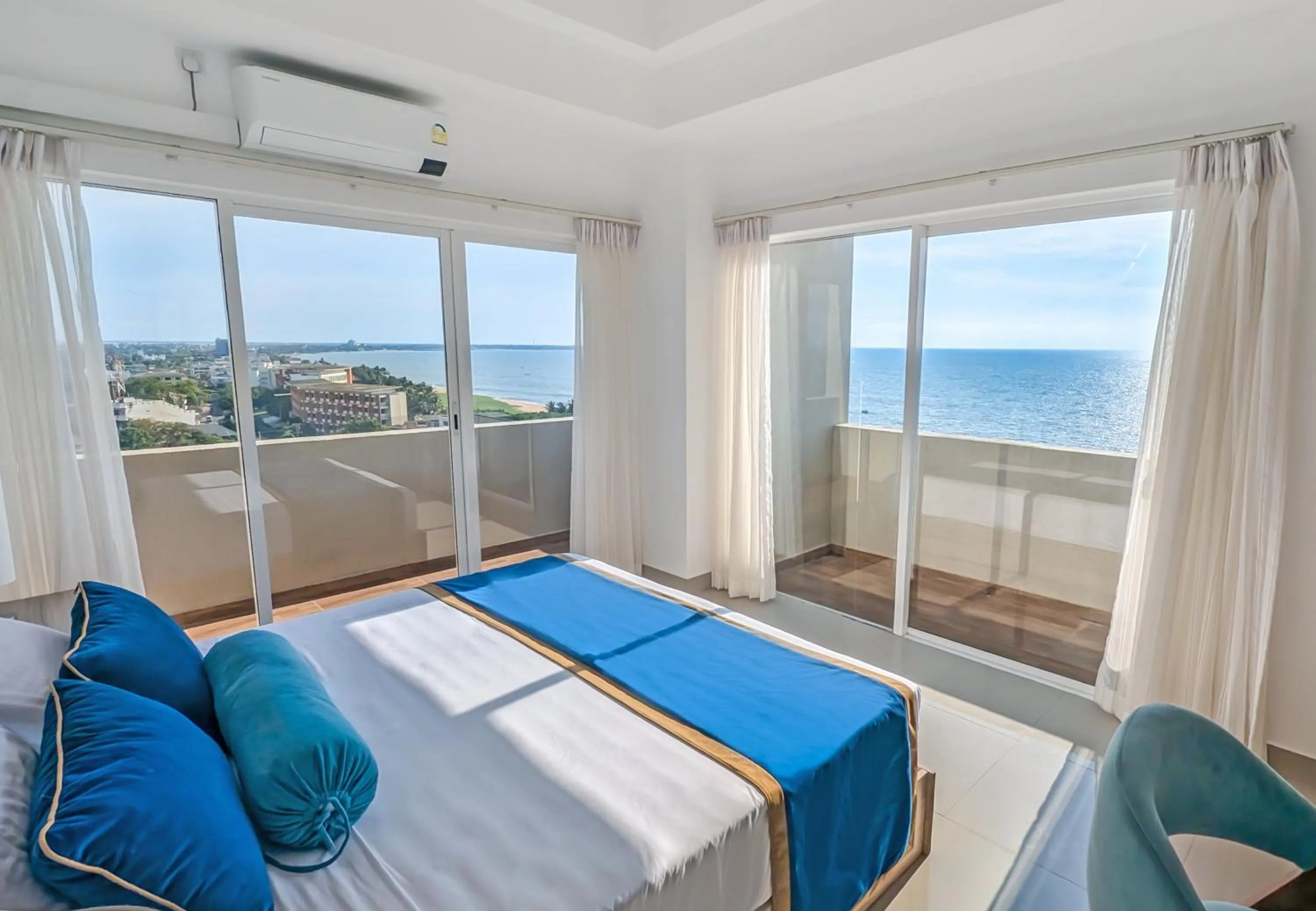 Bed in Corundum Breeze Negombo