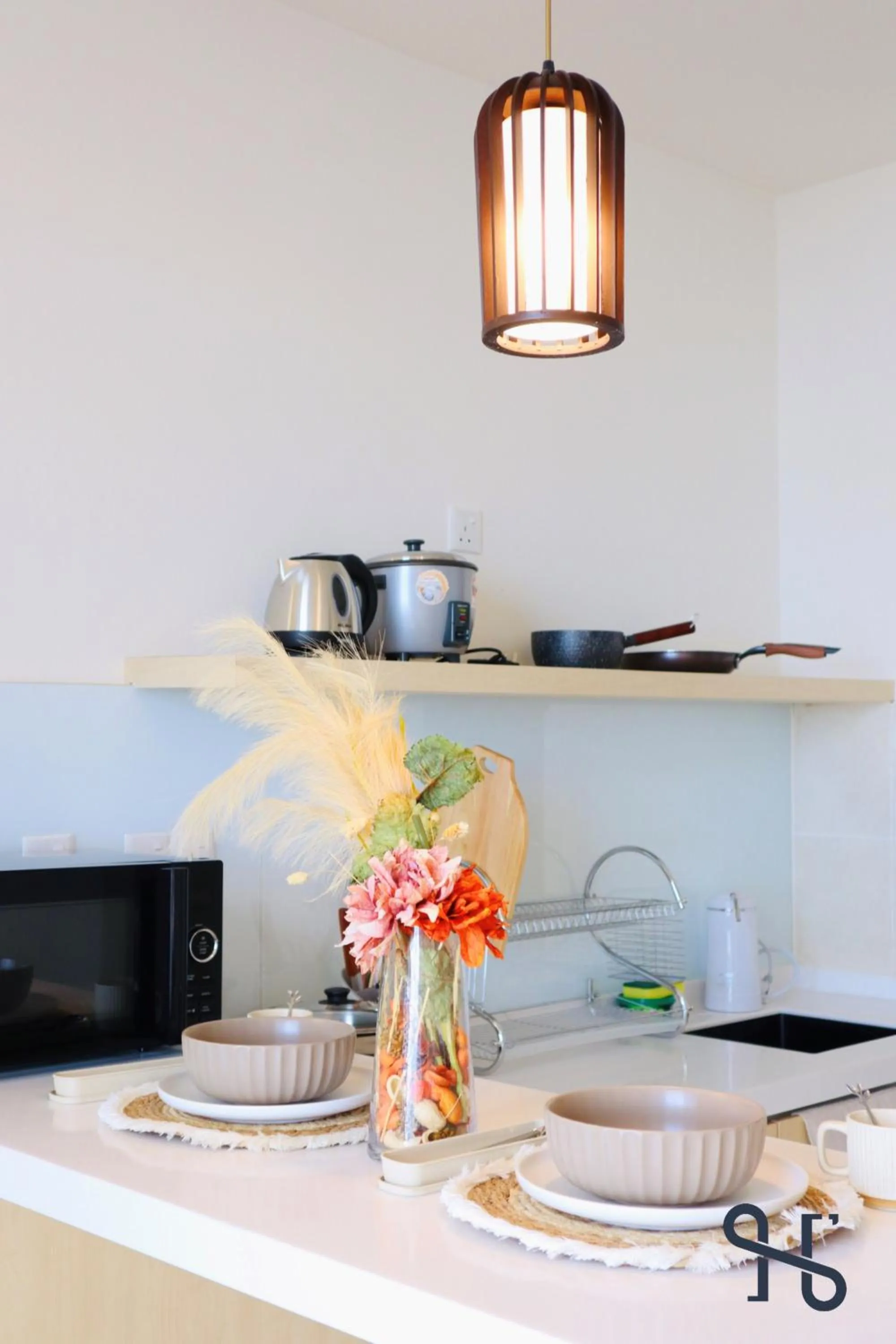 Coffee/tea facilities in The Shore by Homesuite'