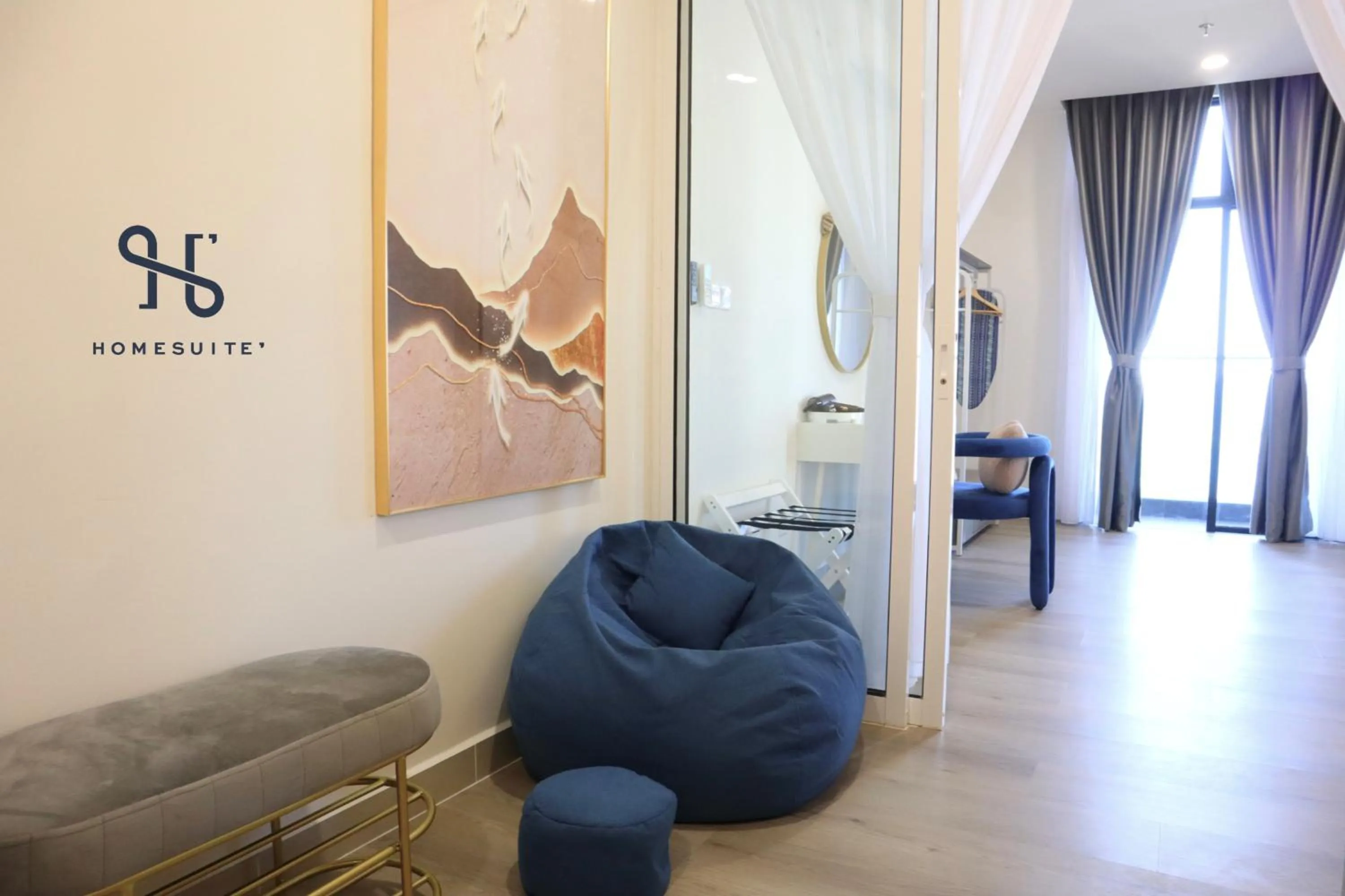 Living room in The Shore by Homesuite'