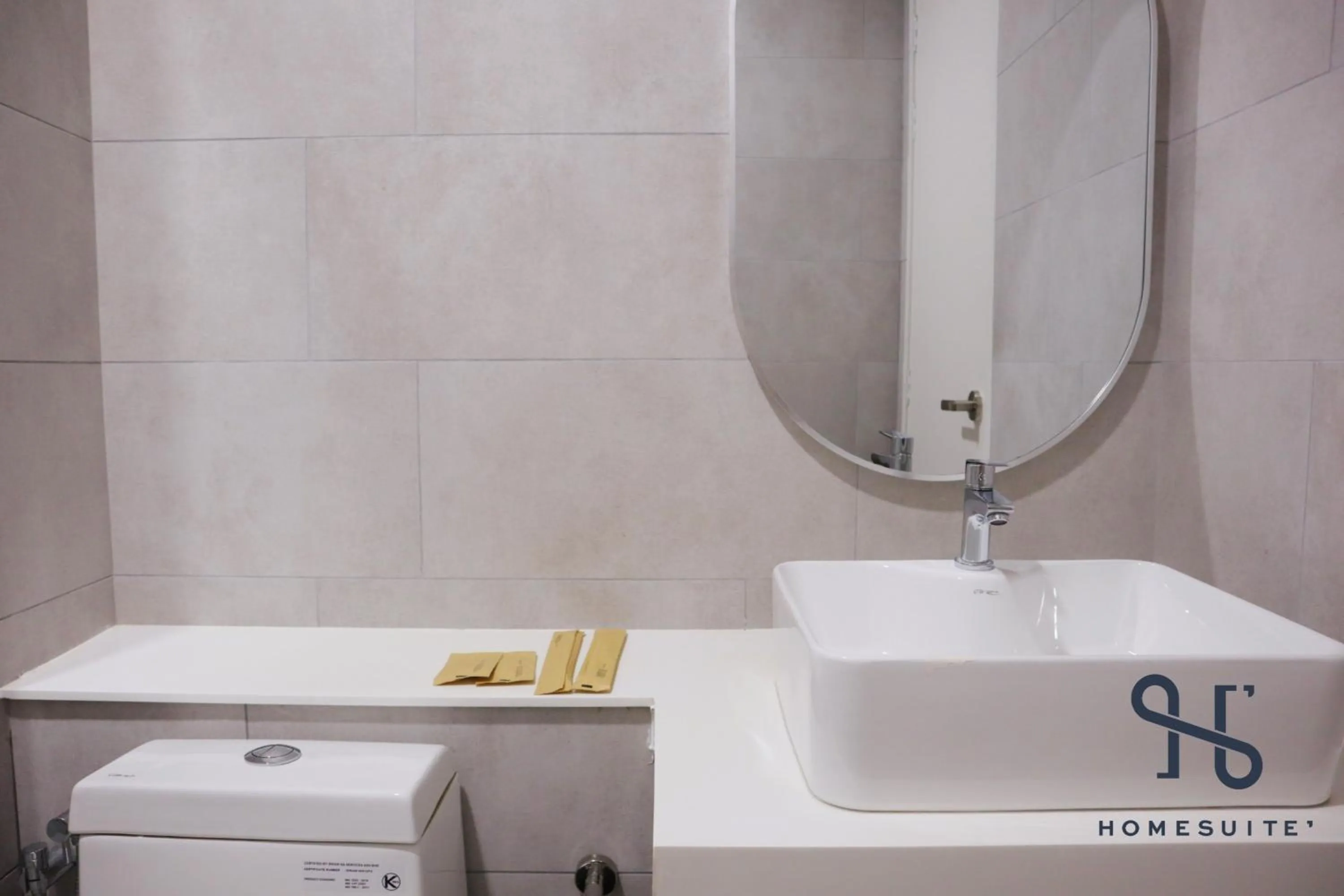 Bathroom in The Shore by Homesuite'