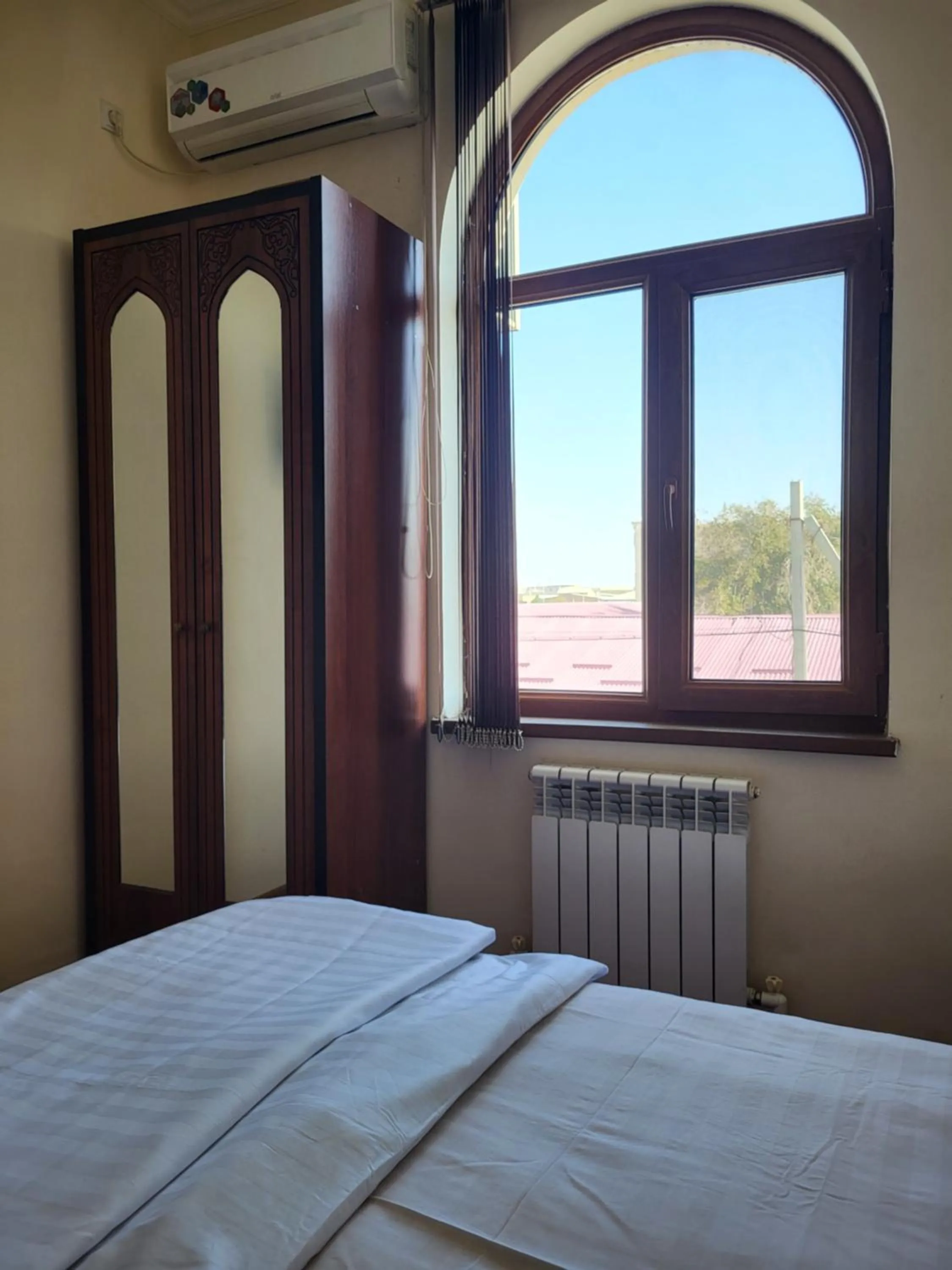 Bed in Dili Orom Hotel