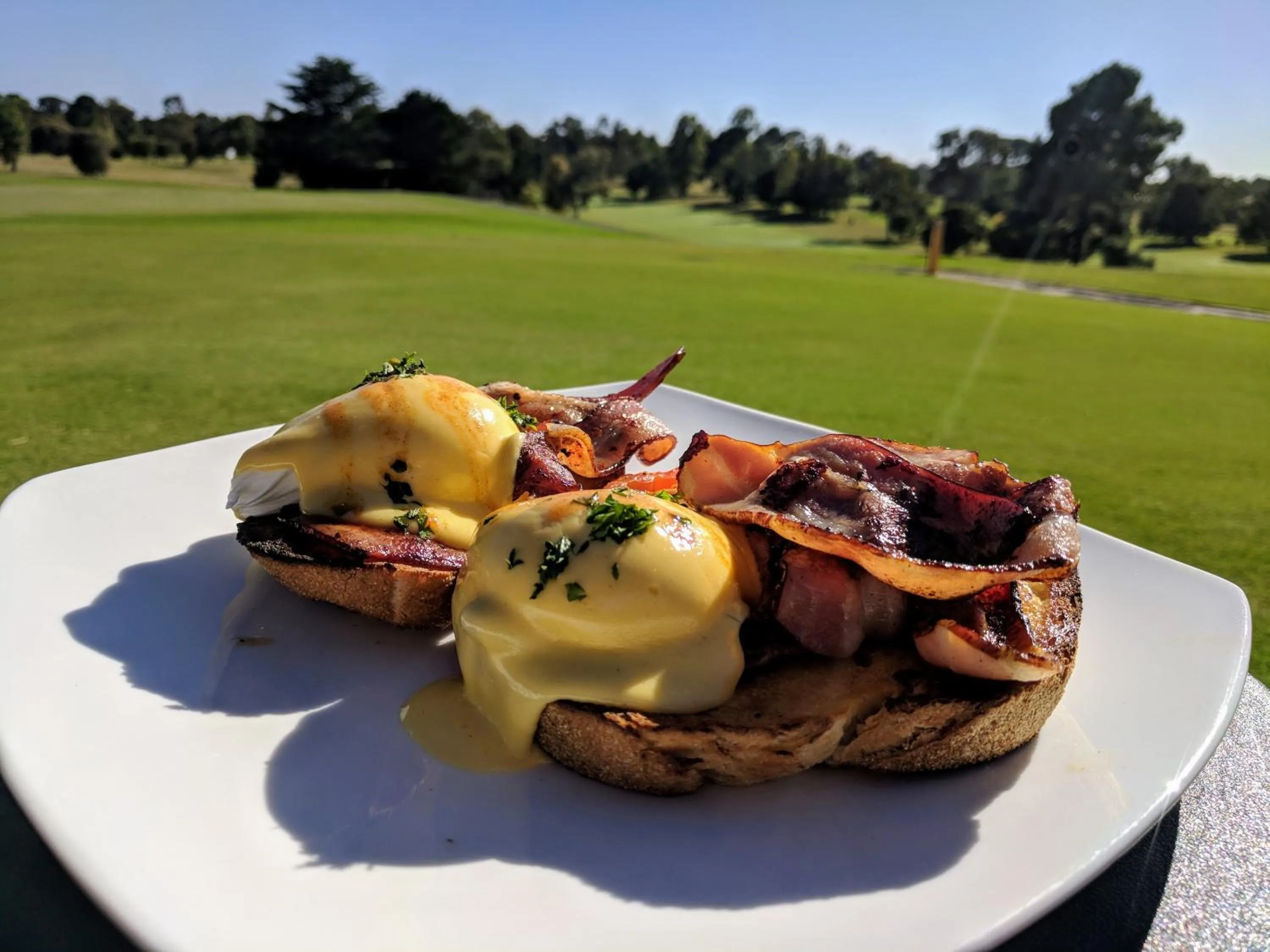 Breakfast in Bridges Villas Barooga