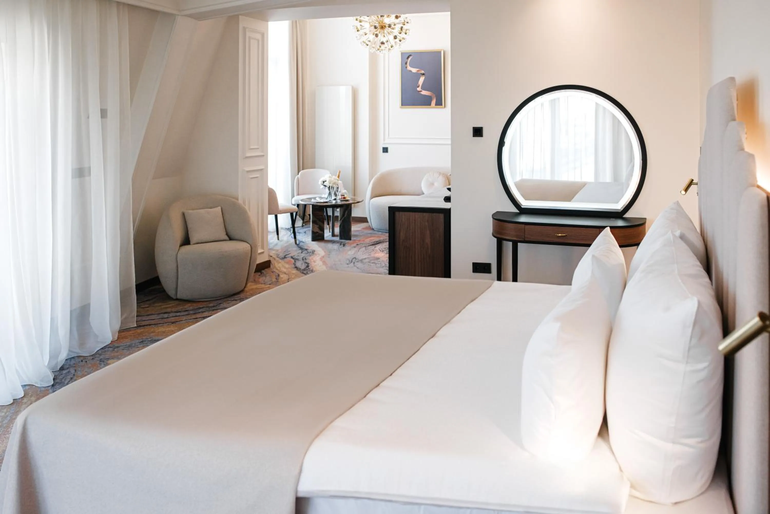 Photo of the whole room, Bed in Nadiya Palace & Wellness