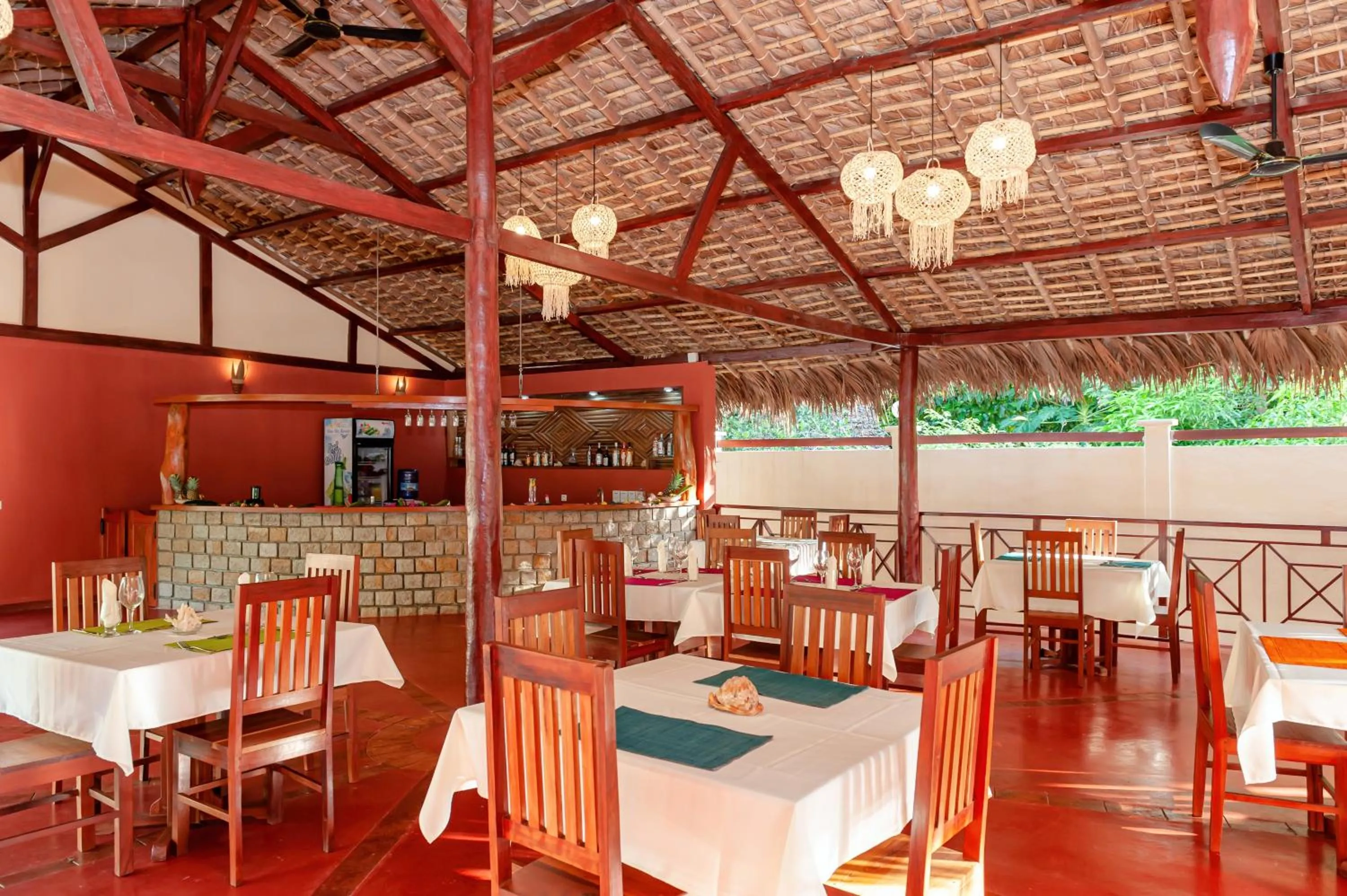 Restaurant/places to eat in Blue Sky Resort