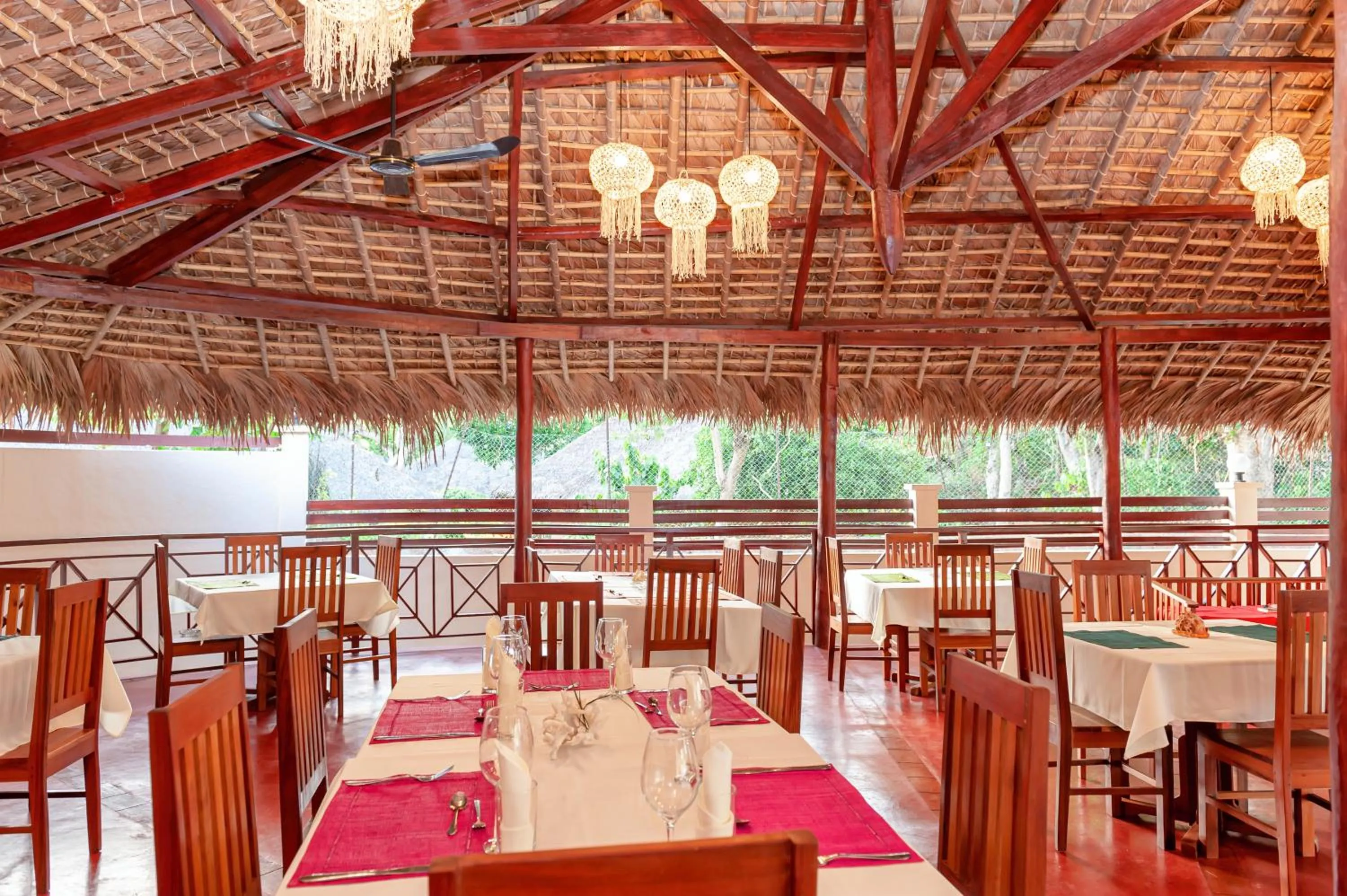 Restaurant/places to eat in Blue Sky Resort