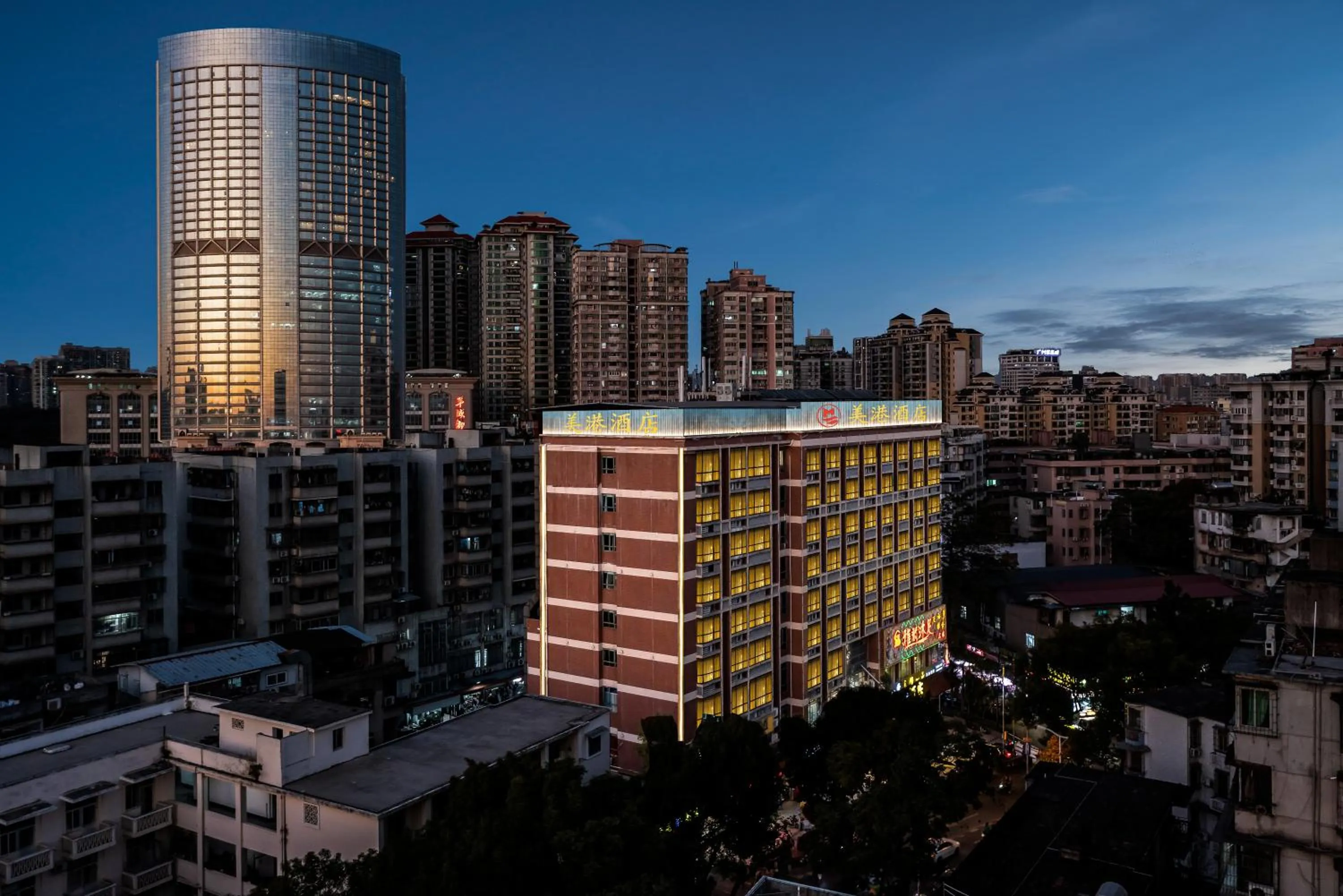 Property building in Mei Gang Hotel