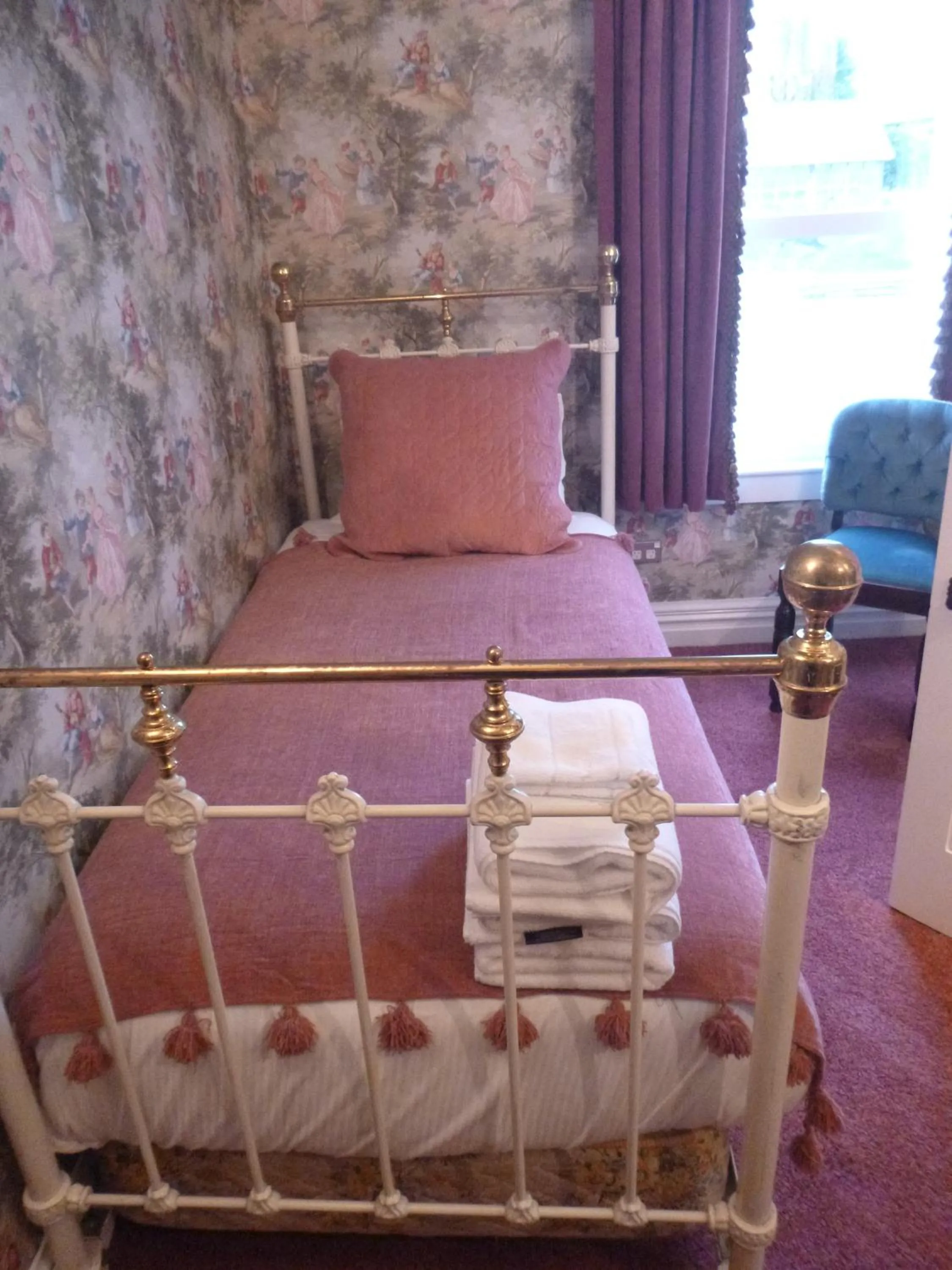 Bedroom, Bed in Theatre Royal Hotel
