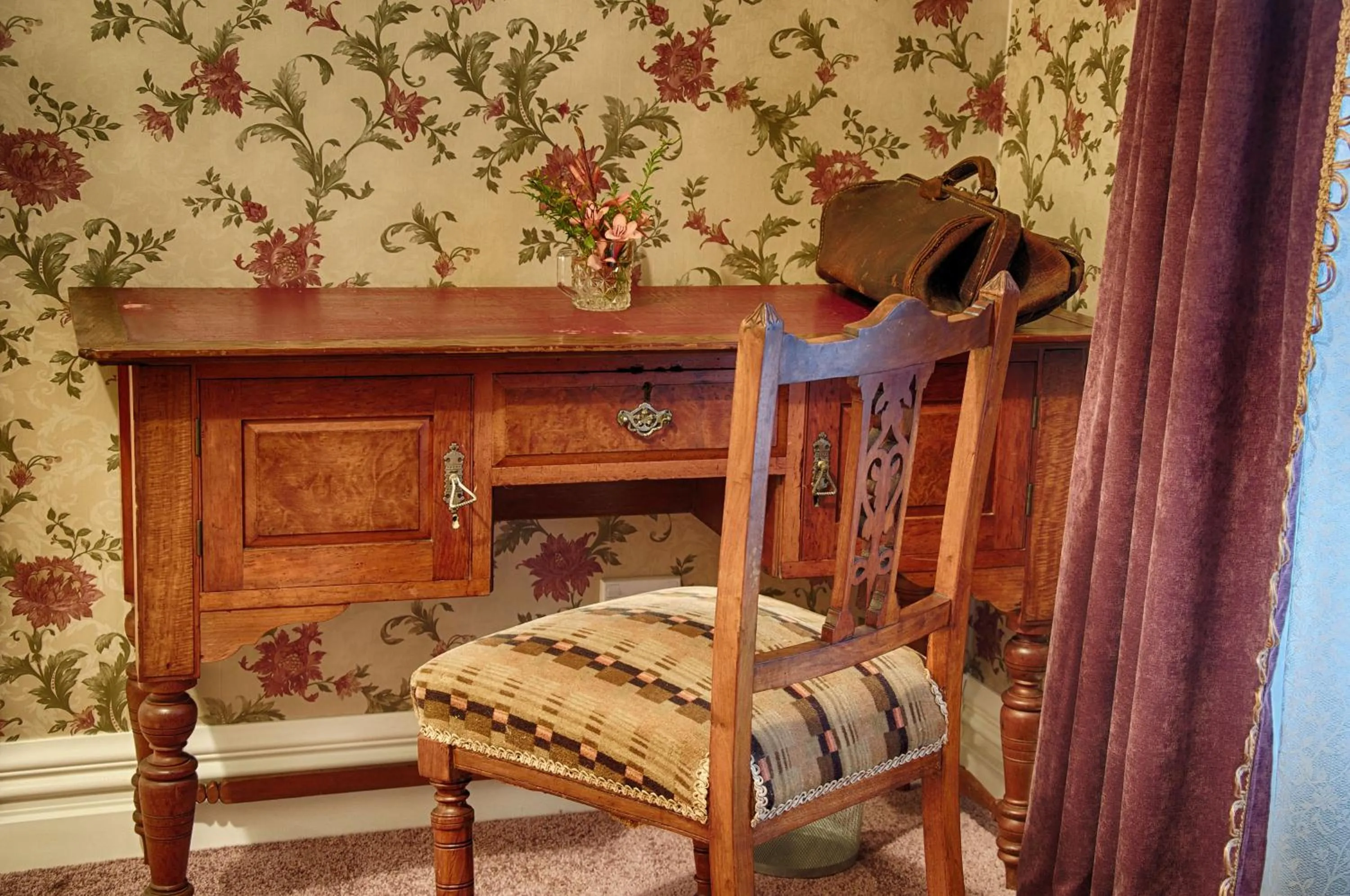 Decorative detail, Bed in Theatre Royal Hotel