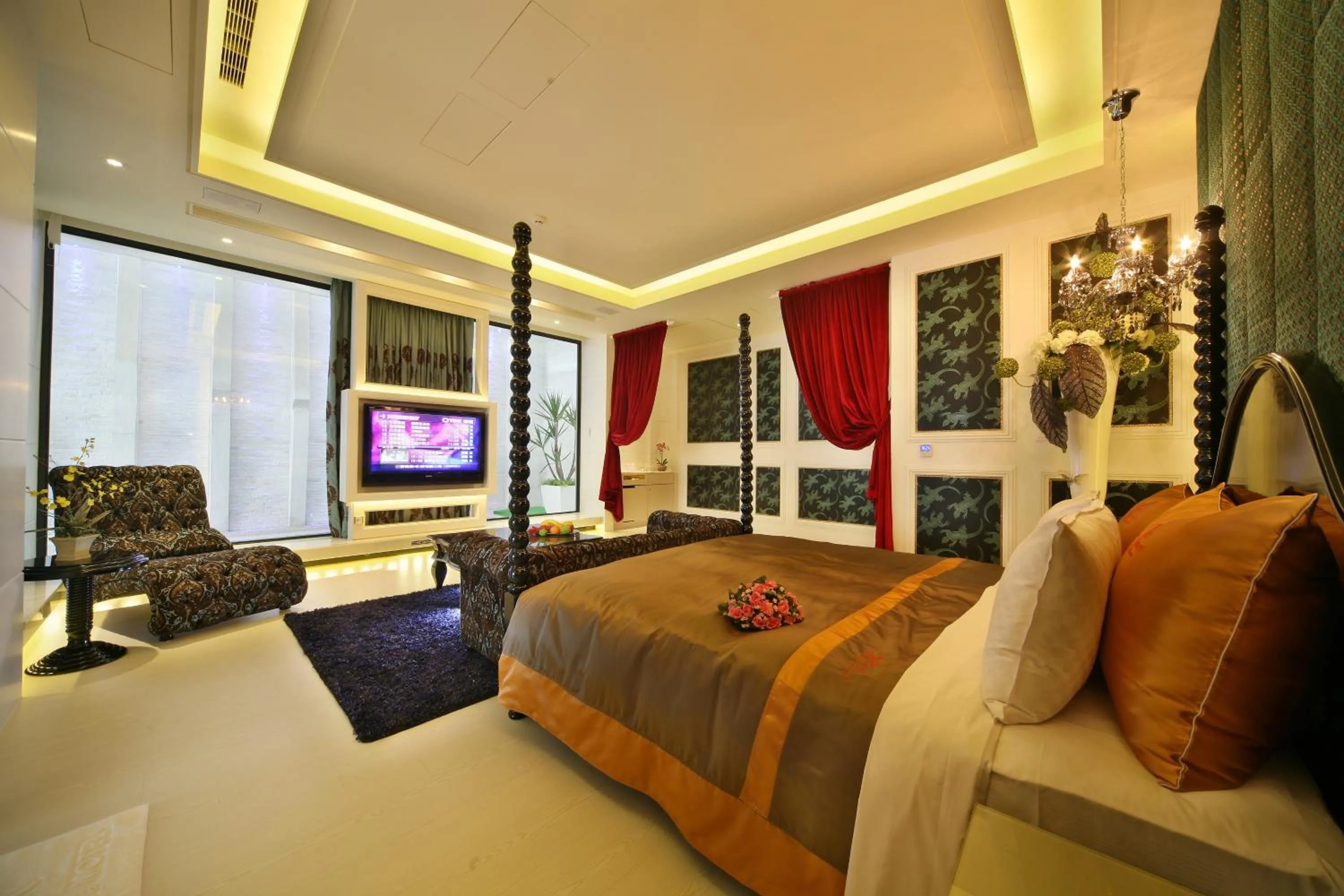 Photo of the whole room, Bed in Han Guan Motel