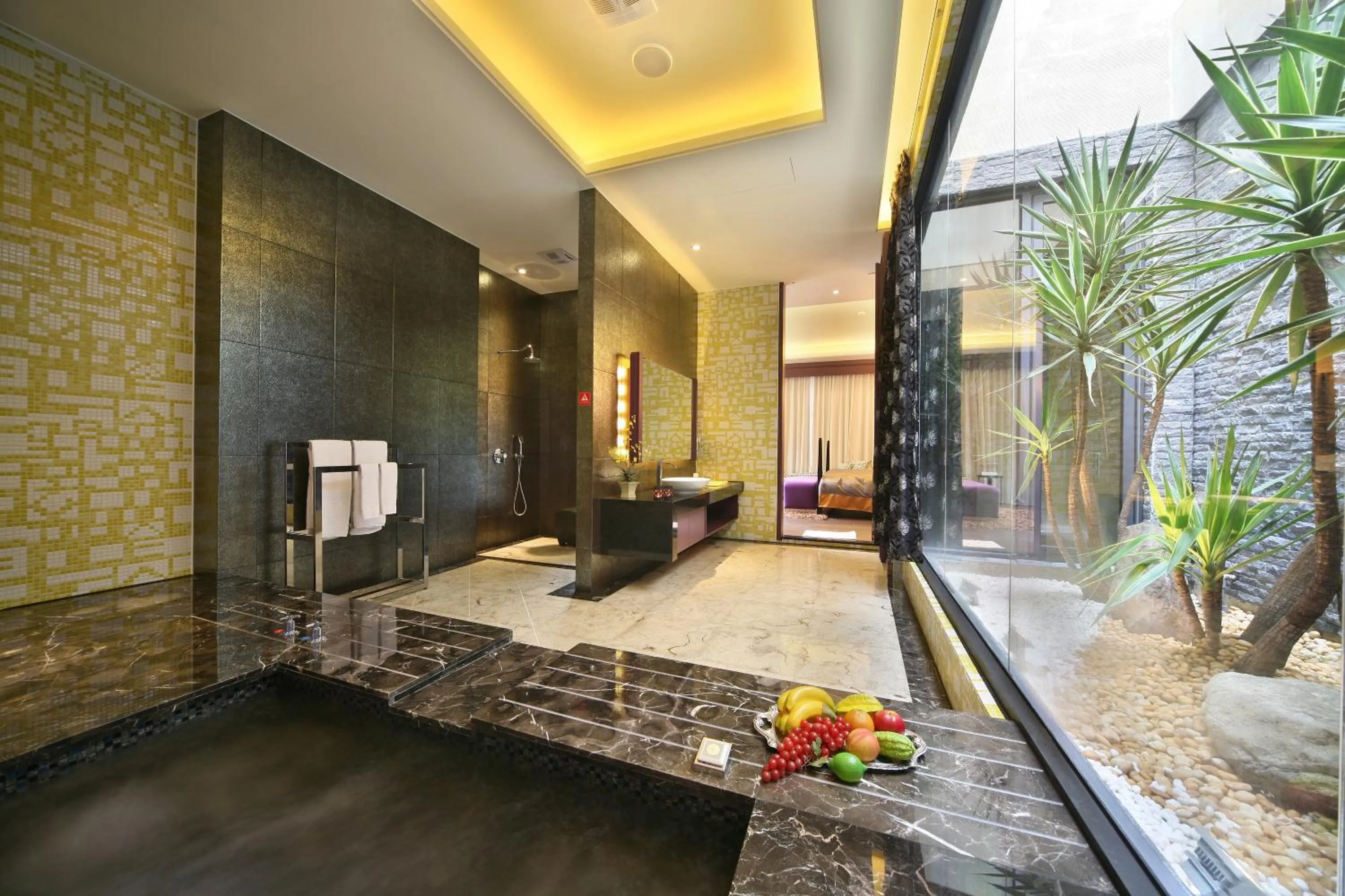 Bathroom in Han Guan Motel