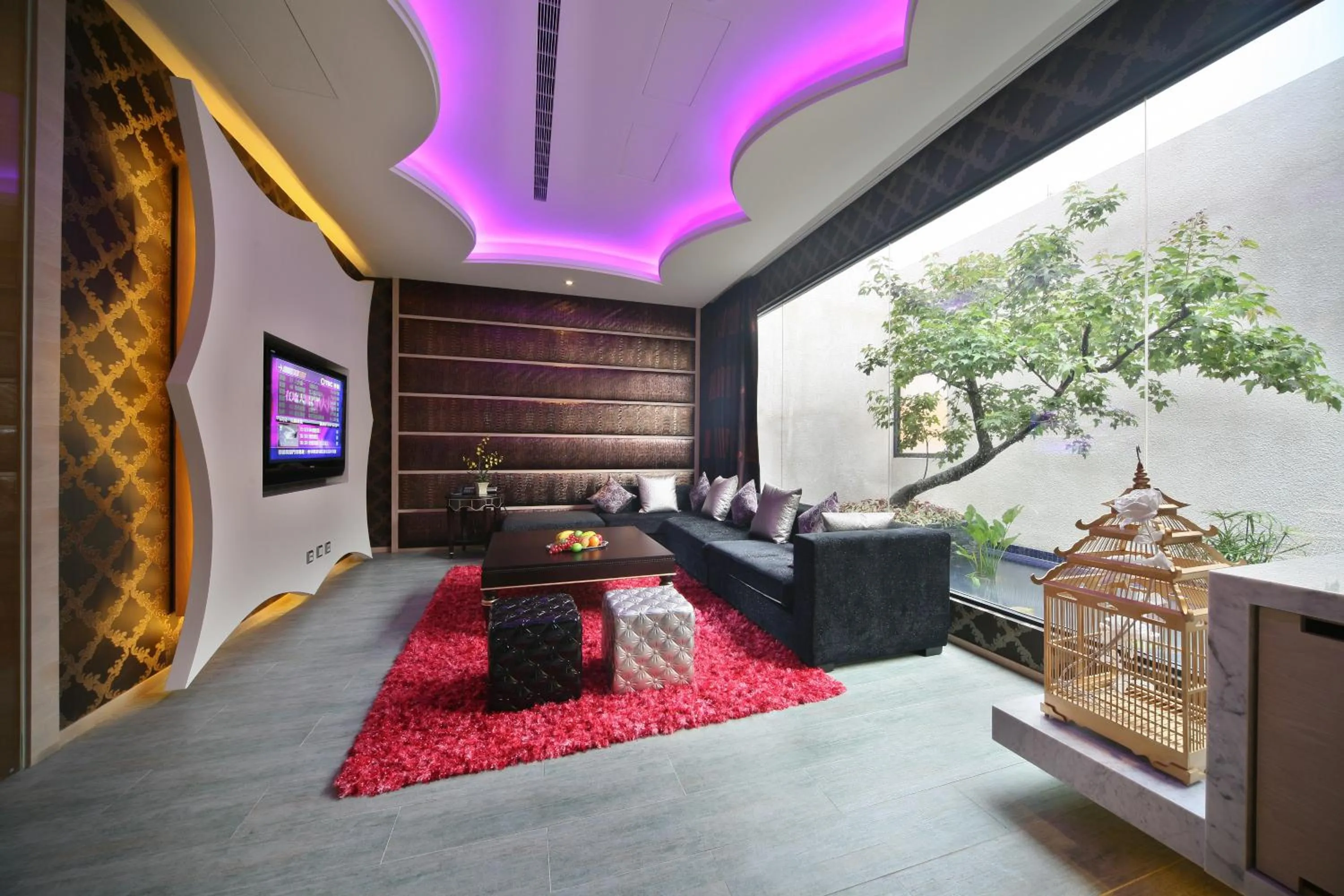 TV and multimedia in Han Guan Motel