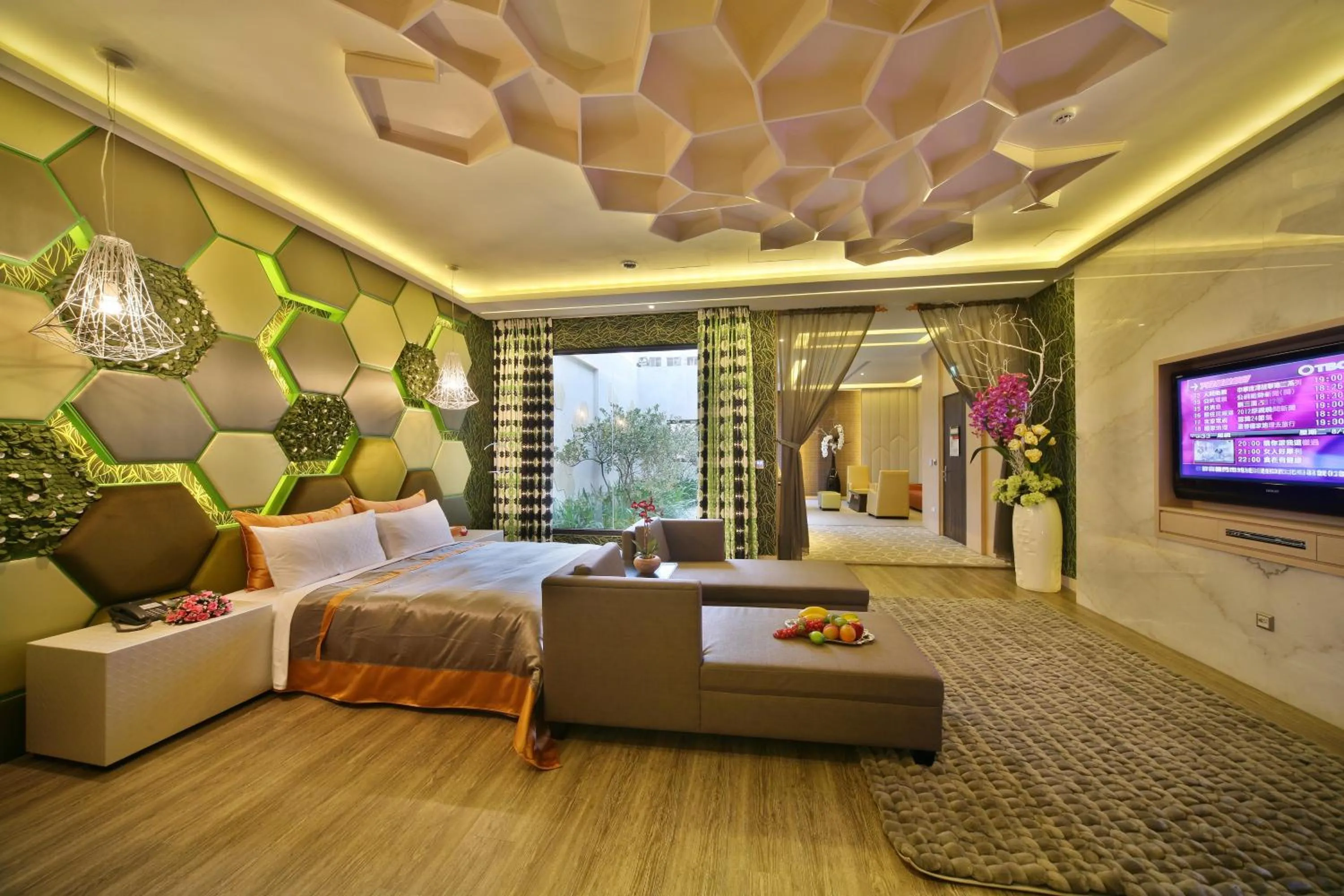 Bed in Han Guan Motel