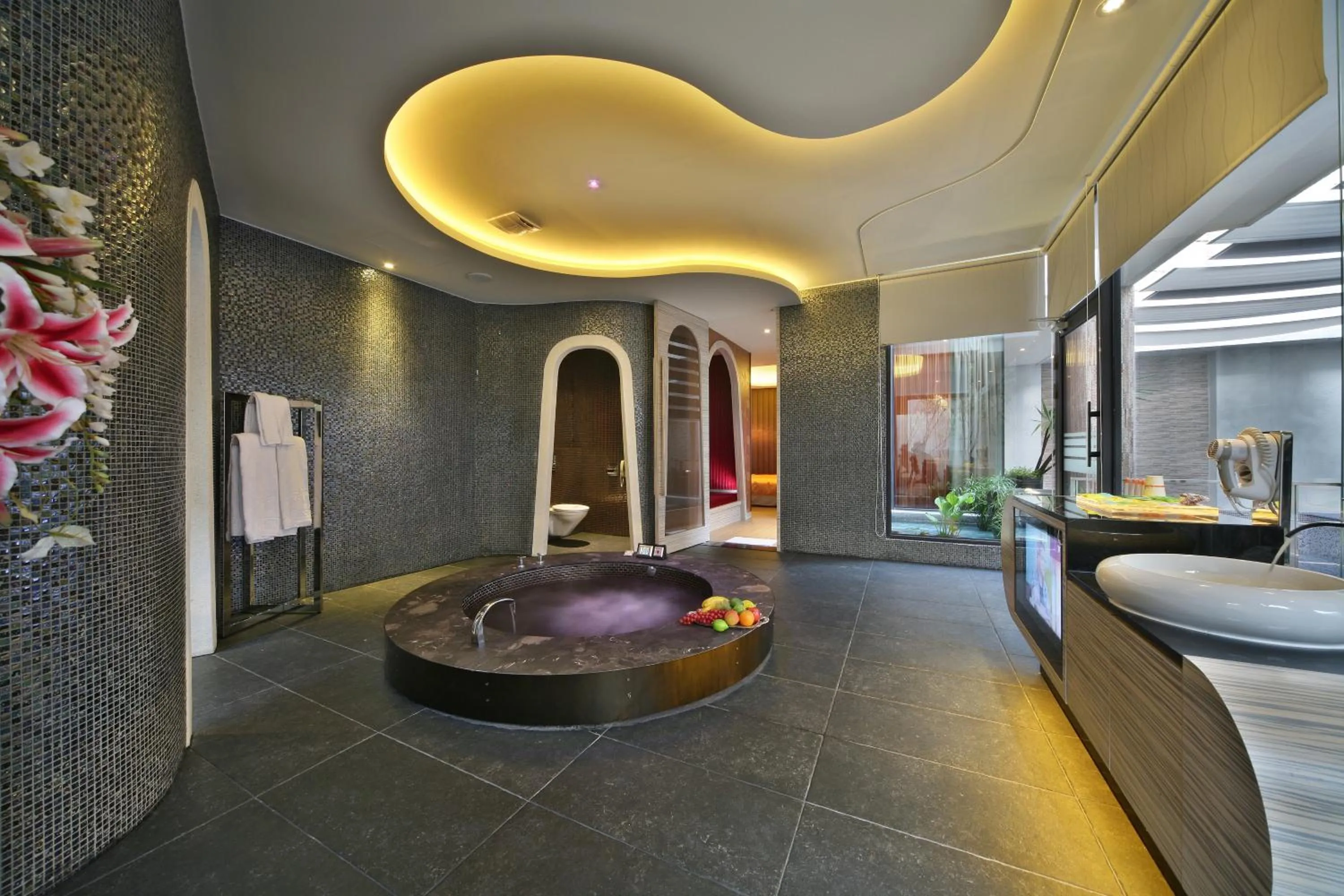 Bathroom in Han Guan Motel