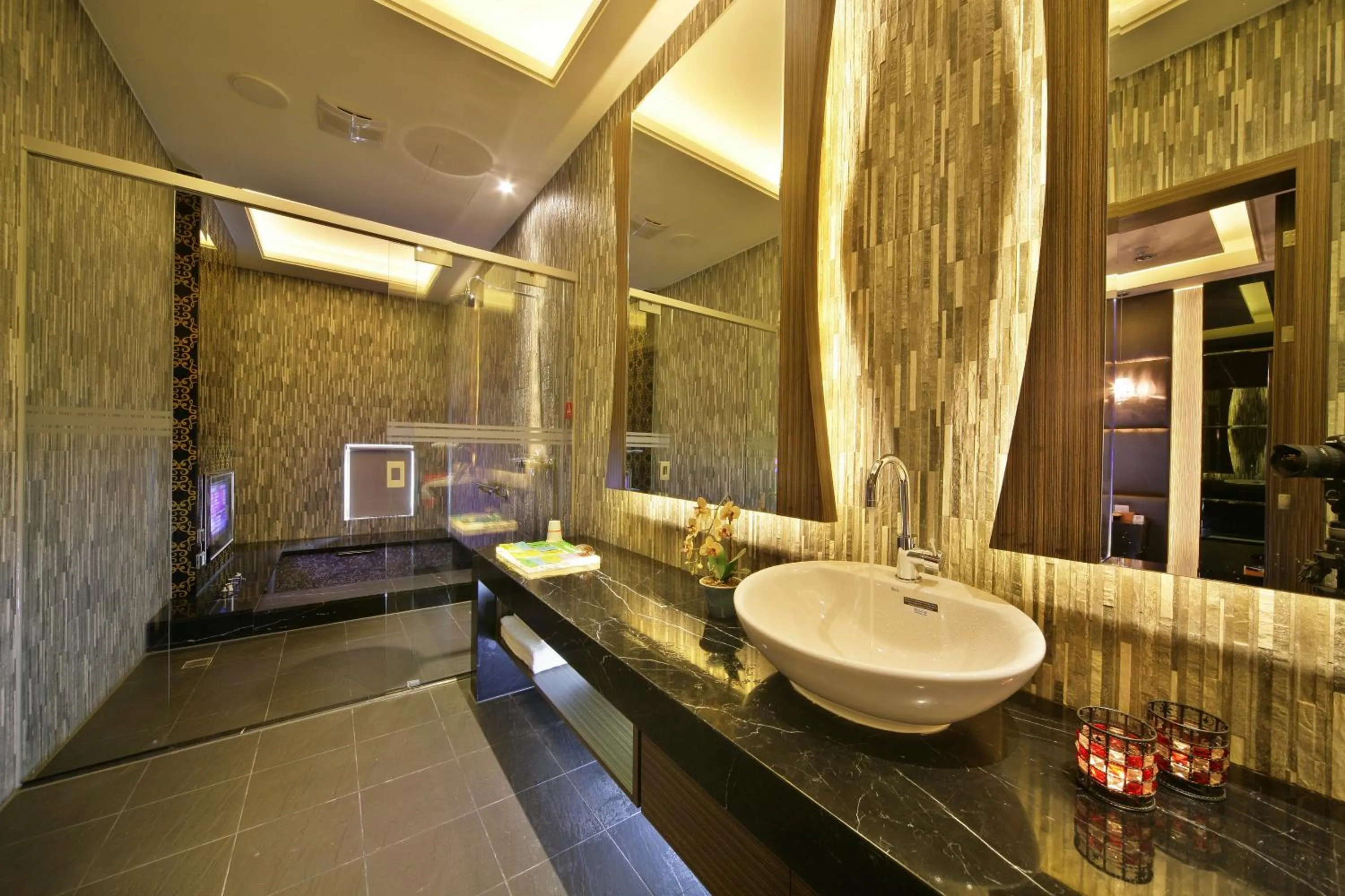 Bathroom in Han Guan Motel