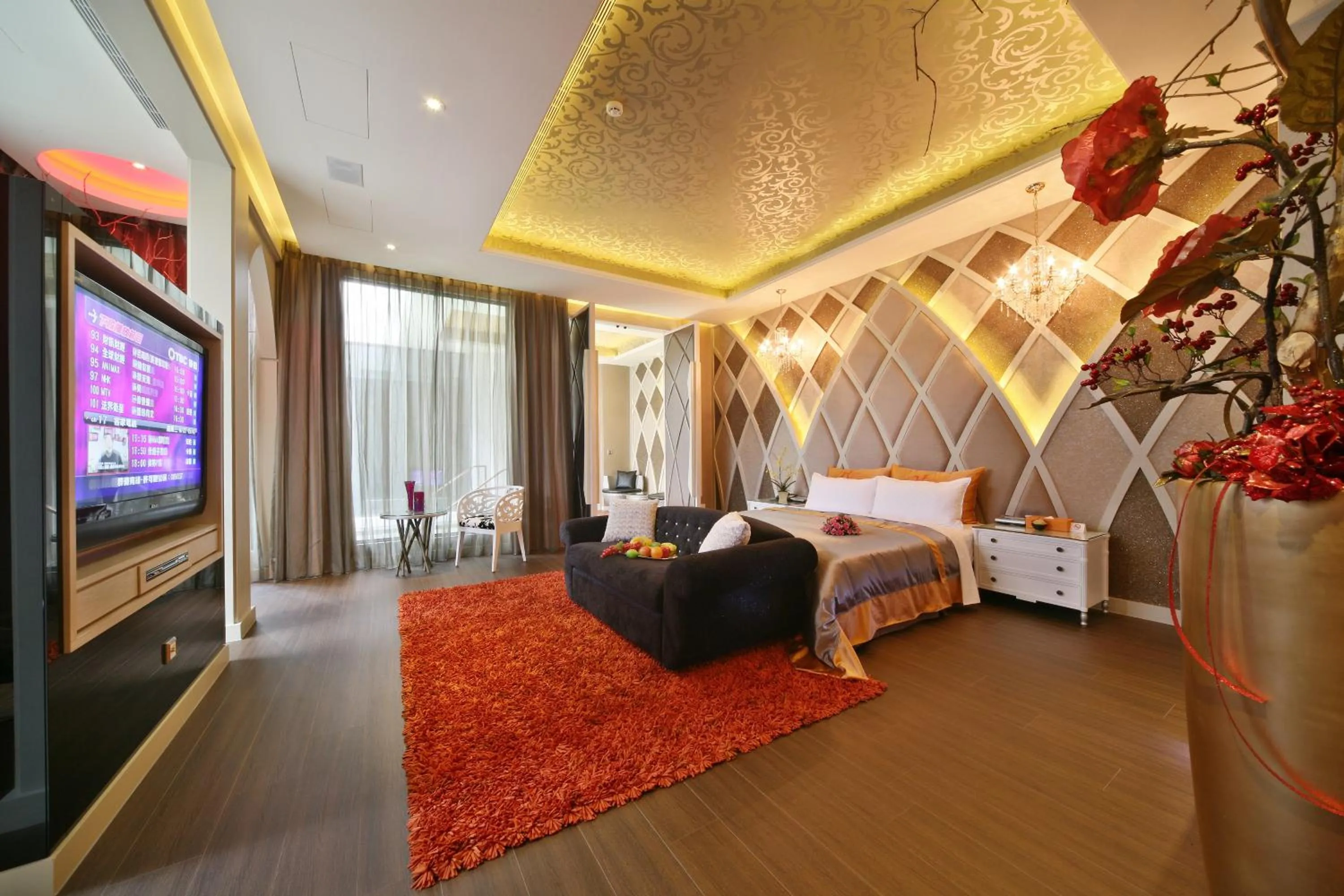 Photo of the whole room, Bed in Han Guan Motel