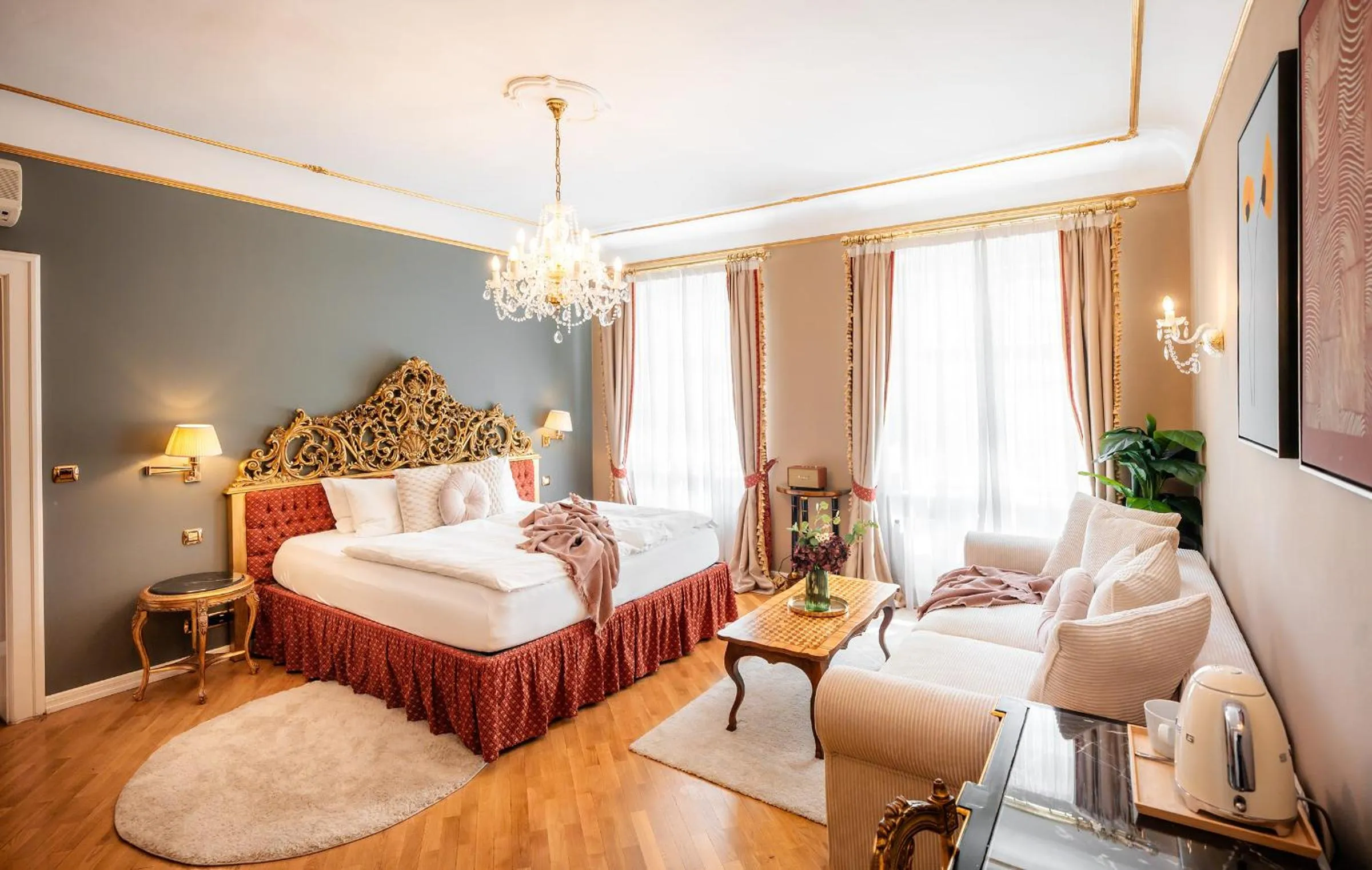 Bed in Nosticova Heritage