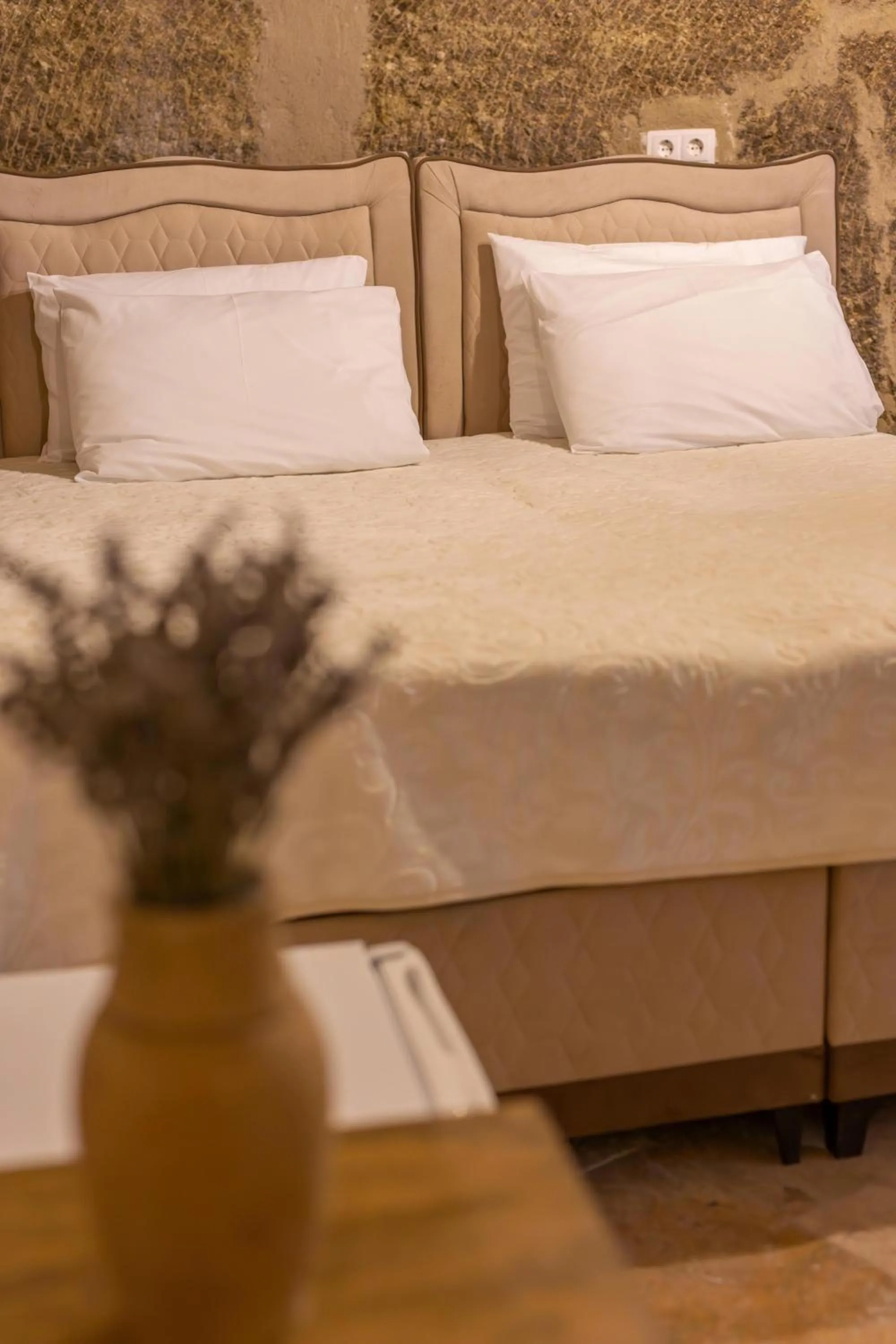 Bed in Belenus Cave House