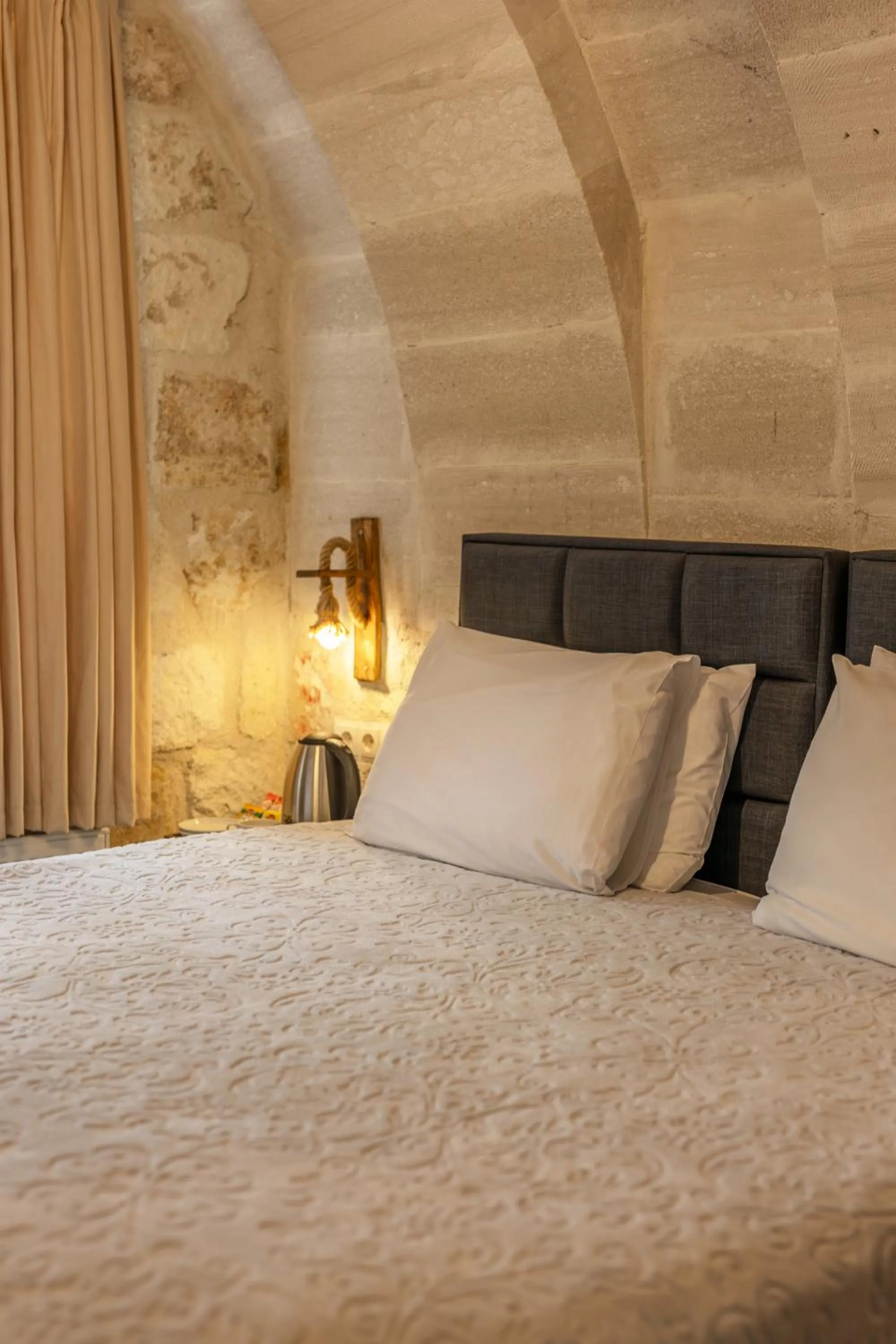 Bed in Belenus Cave House