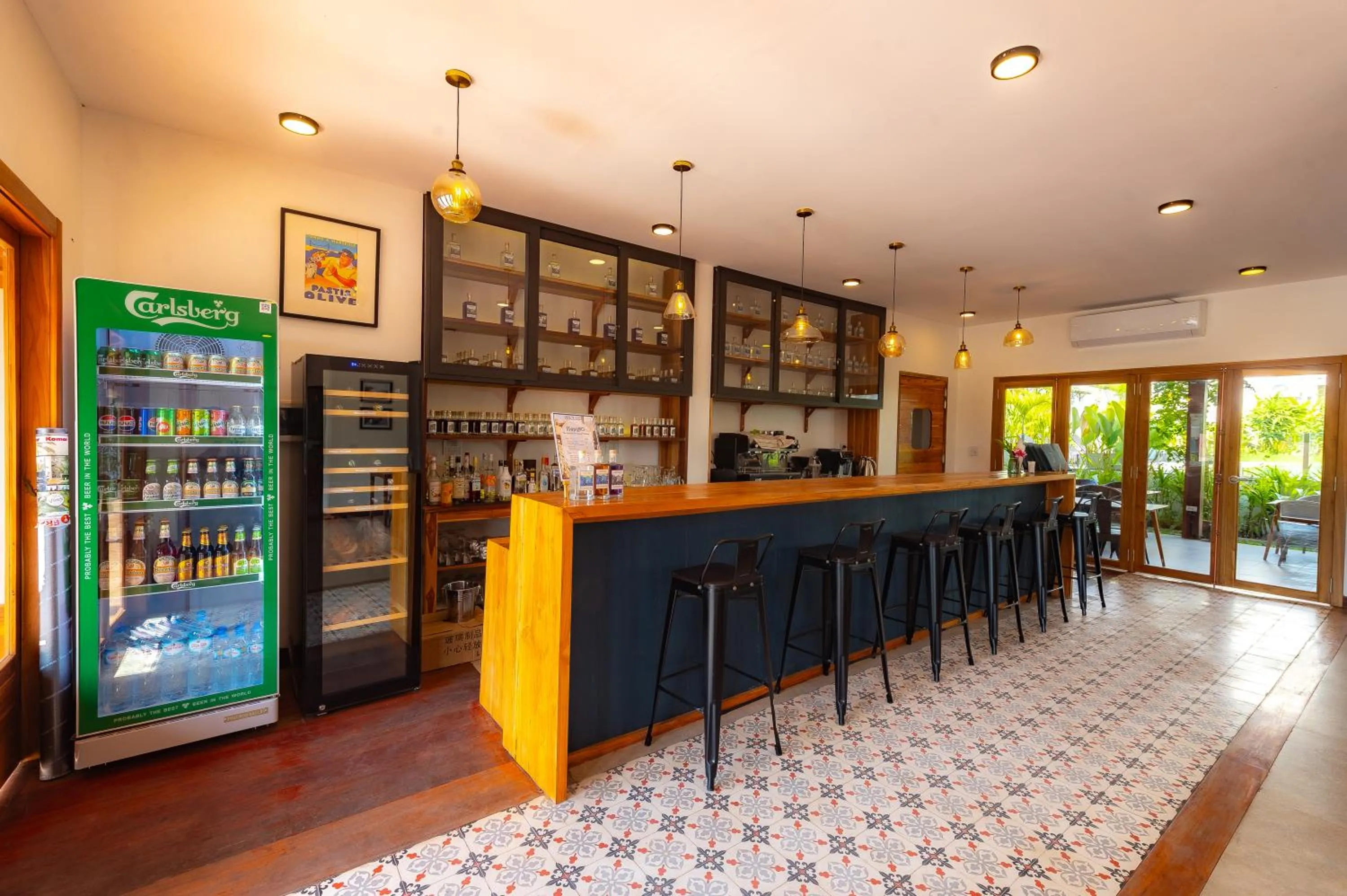 Lounge or bar in Madilao Hotel