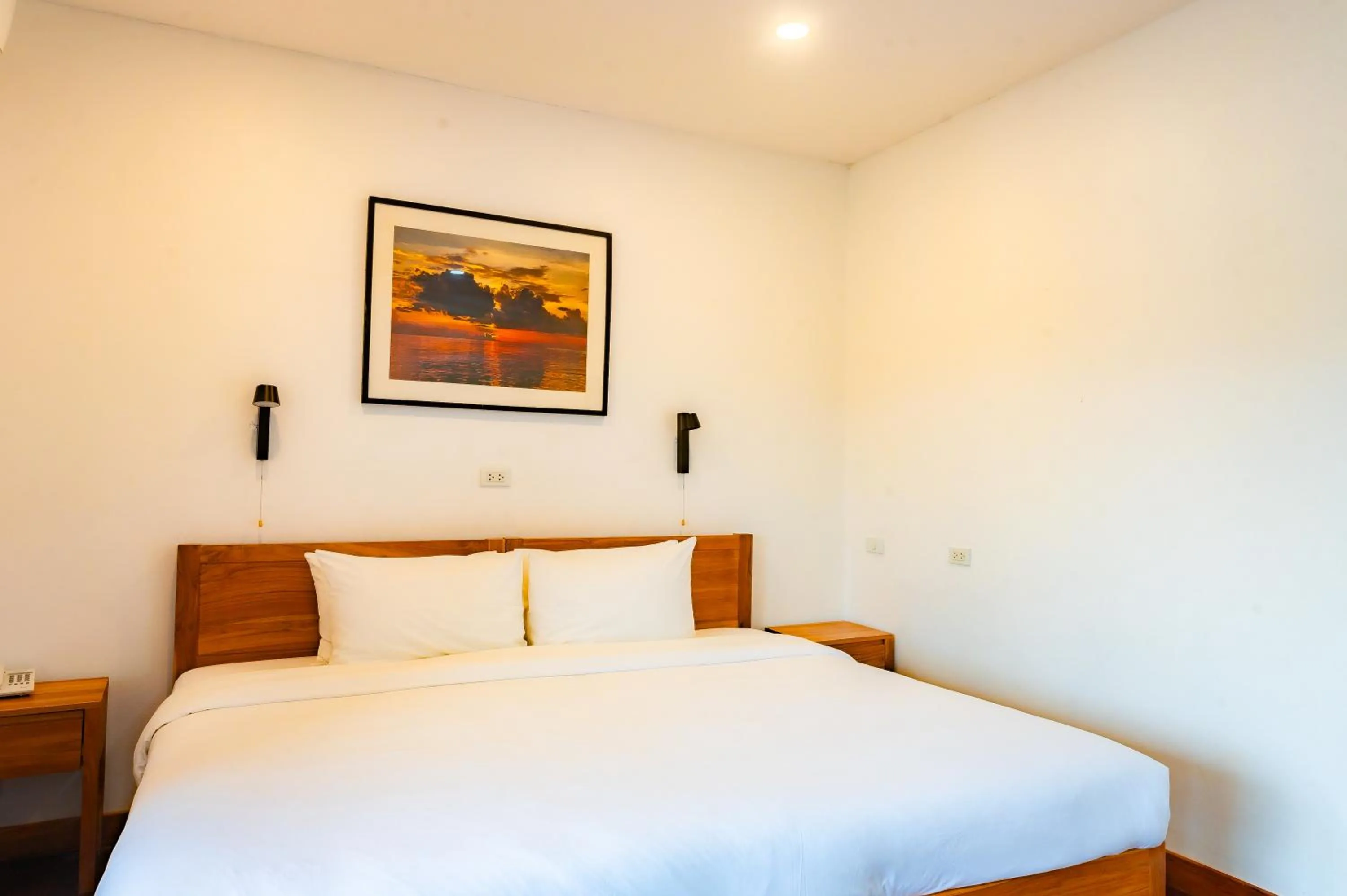 Bed in Madilao Hotel