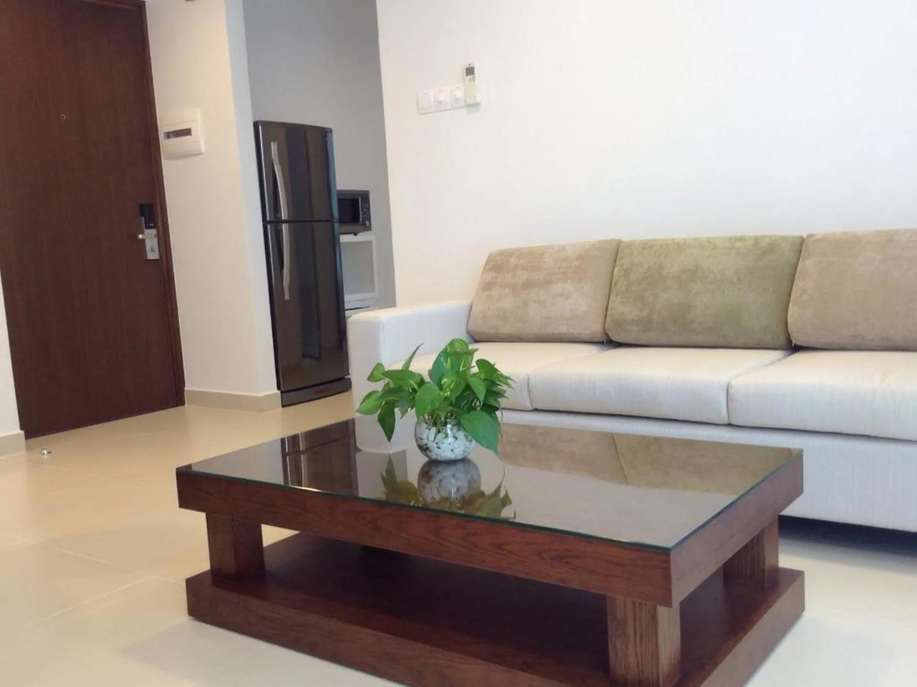 Seating area in Glenwood Residences