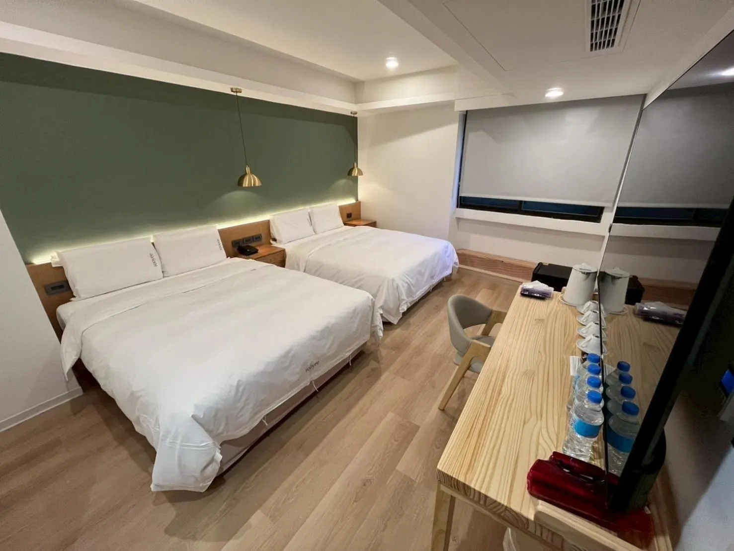 Photo of the whole room, Bed in Fooyee Hotel Wenxin Zhongqing