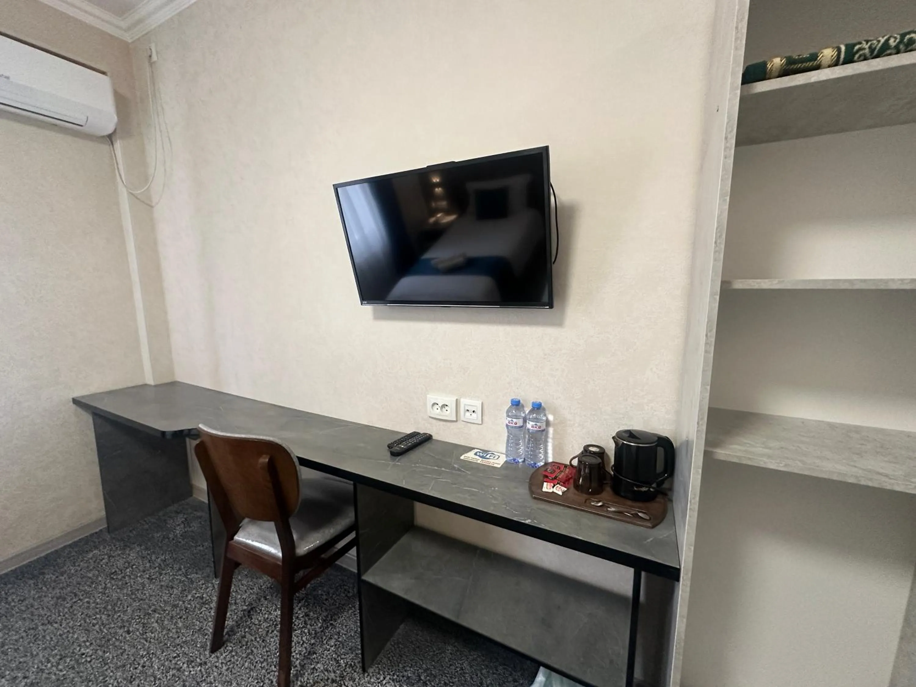 TV and multimedia in Boston Hotel Tashkent