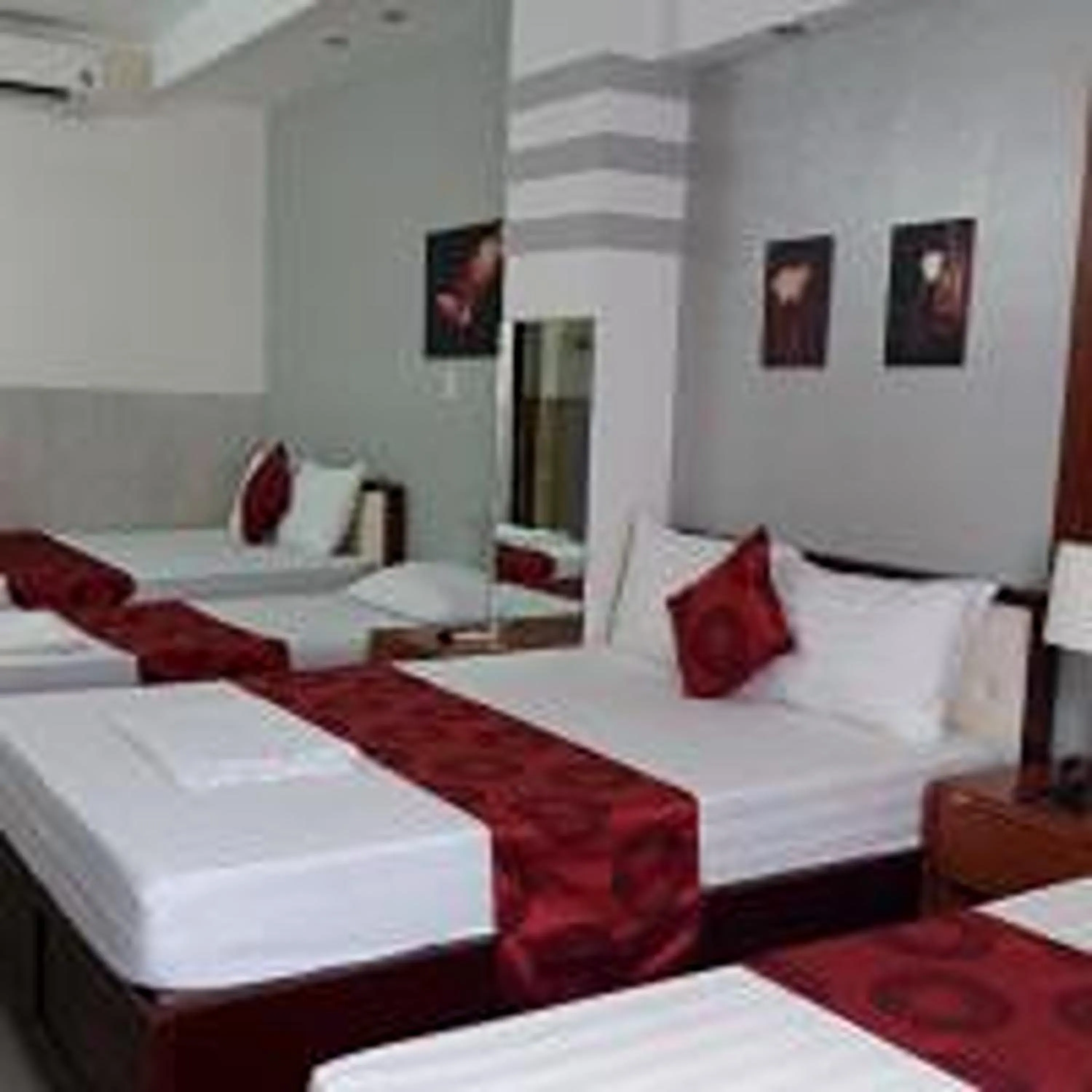 Bed in Ailen Garden 2 Hotel