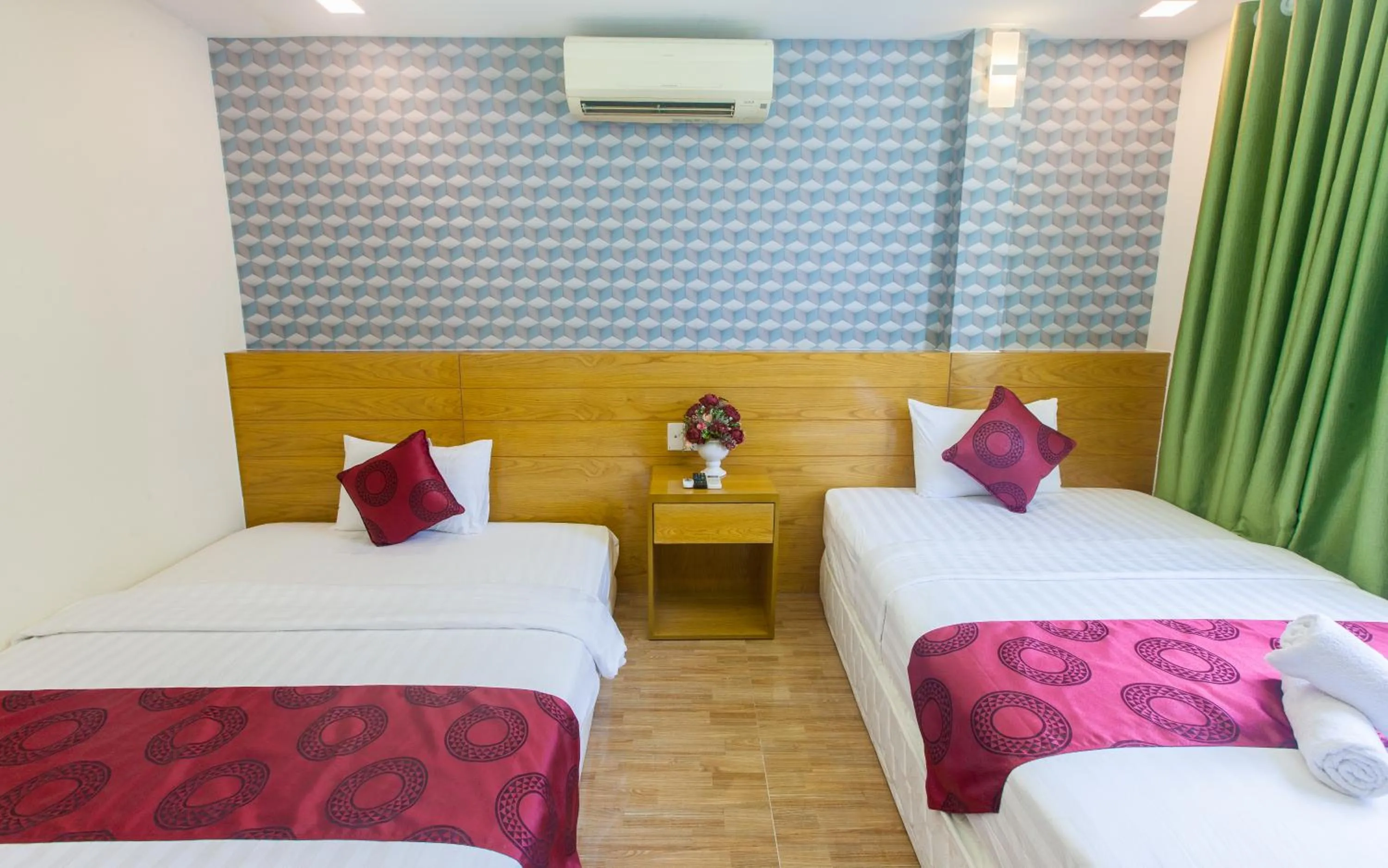 Bed in Ailen Garden 2 Hotel