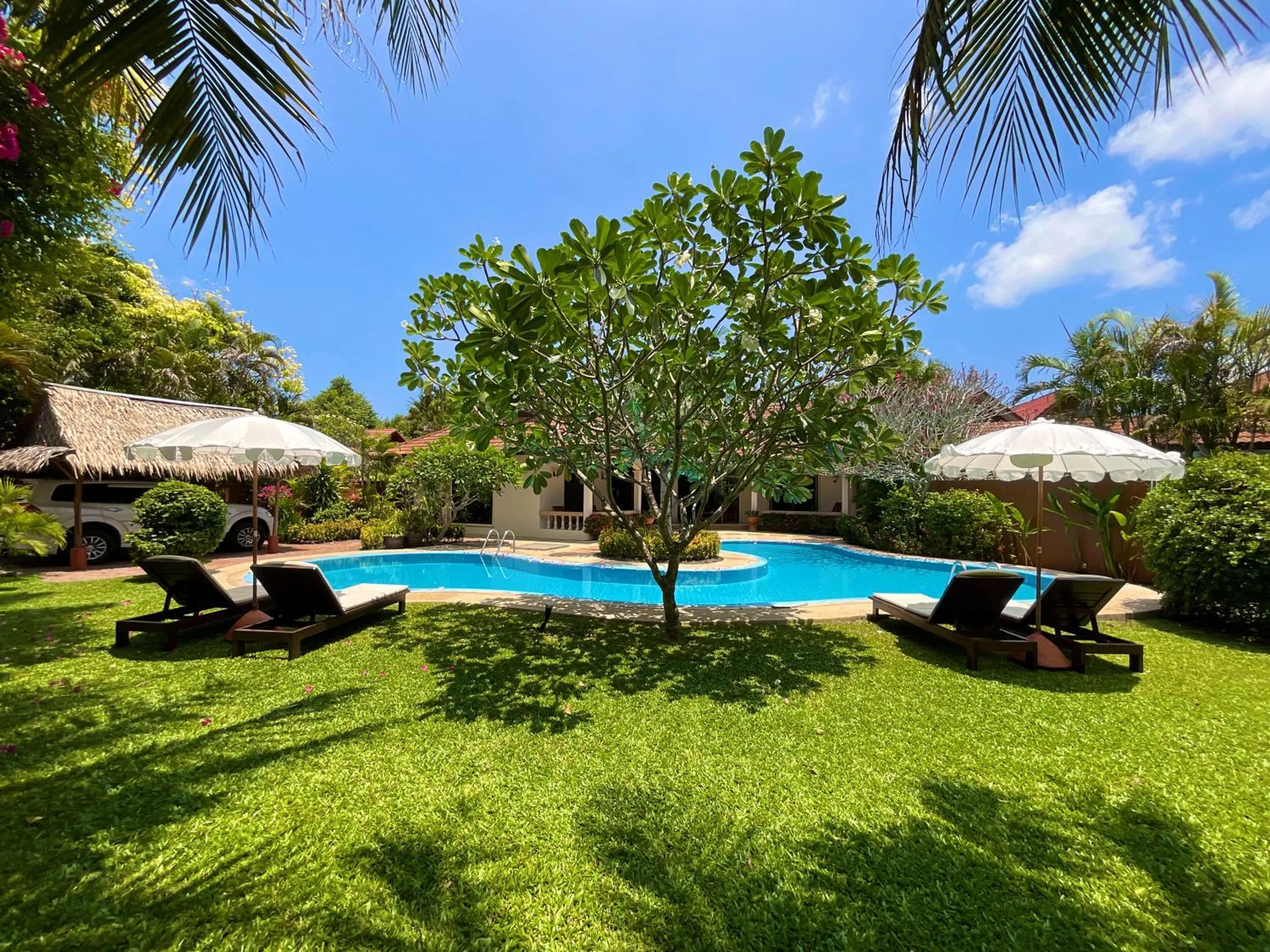 Garden in Coconut Paradise Holiday Villas