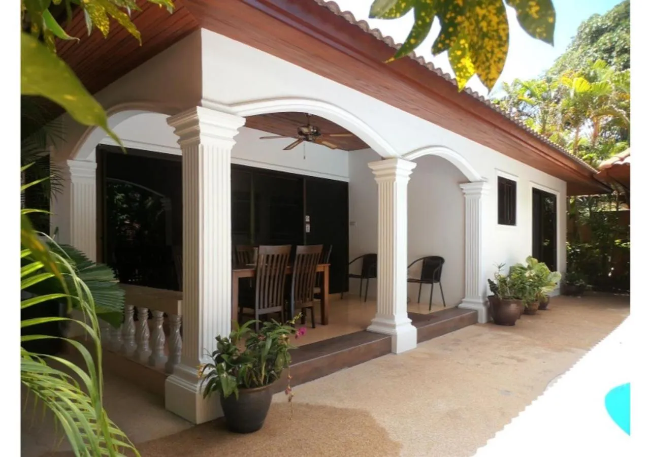 Coconut Paradise Holiday Villas