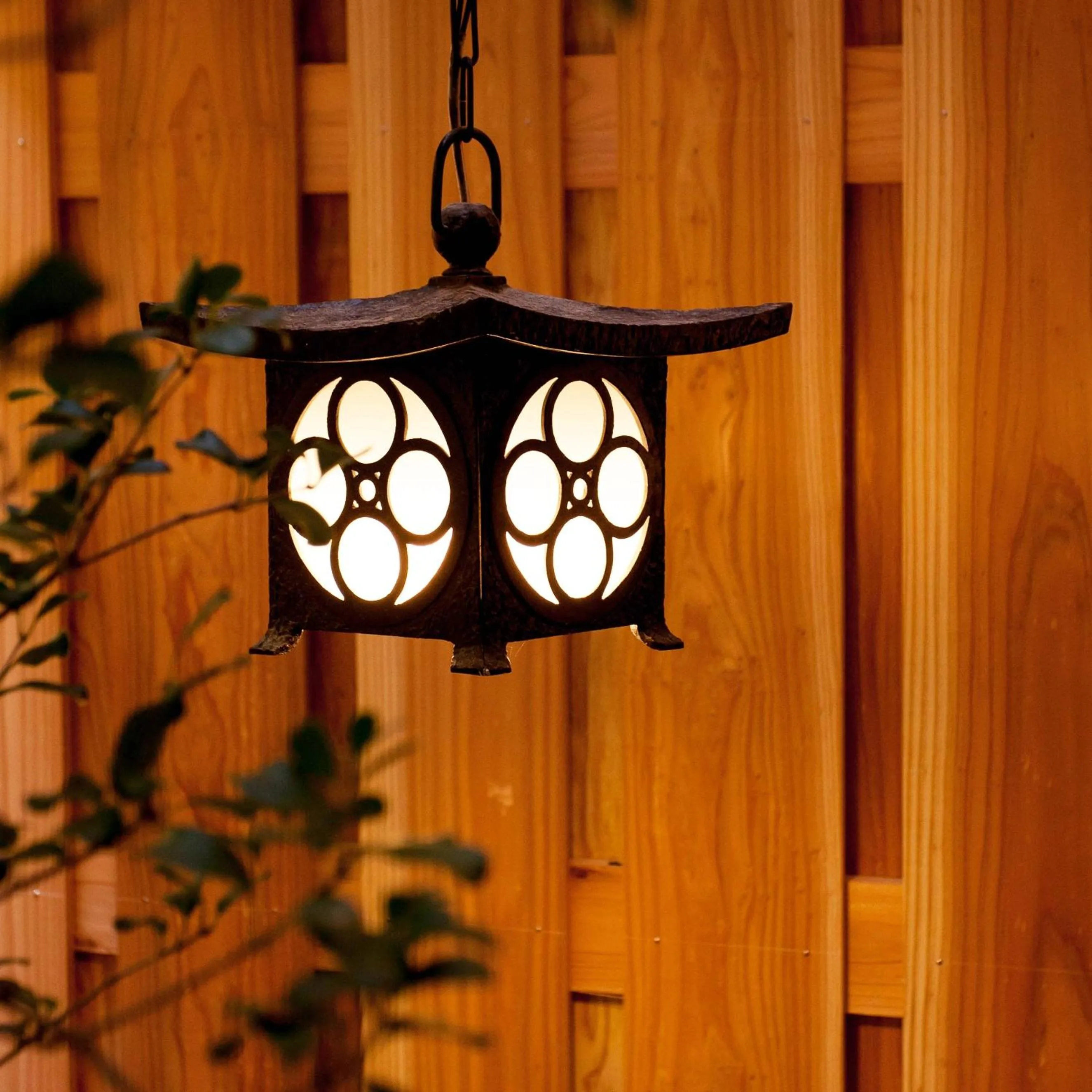 Decorative detail in Nishiki-no-Yu Jimotoya