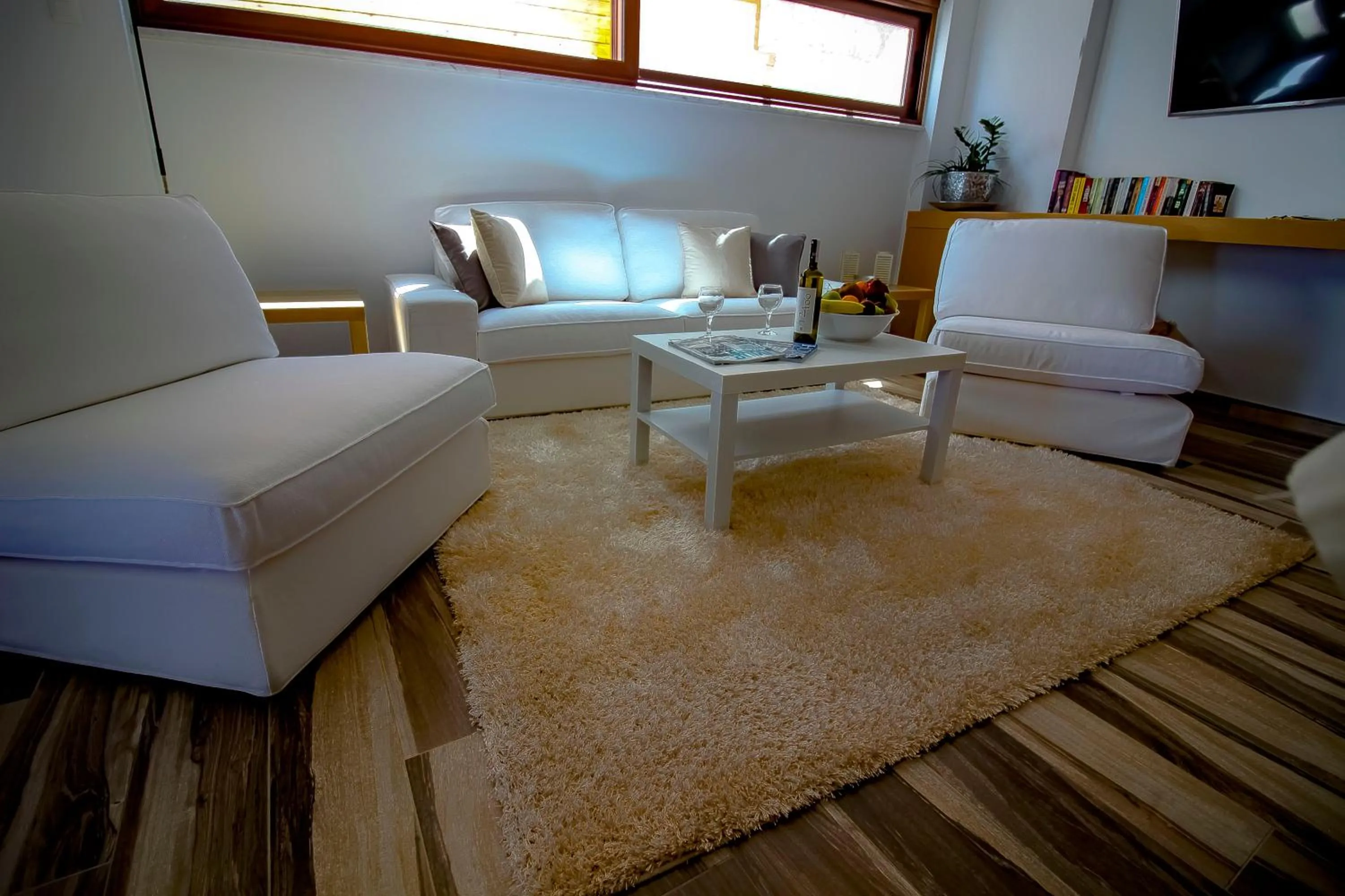 Communal lounge/ TV room in Lindos Beauty