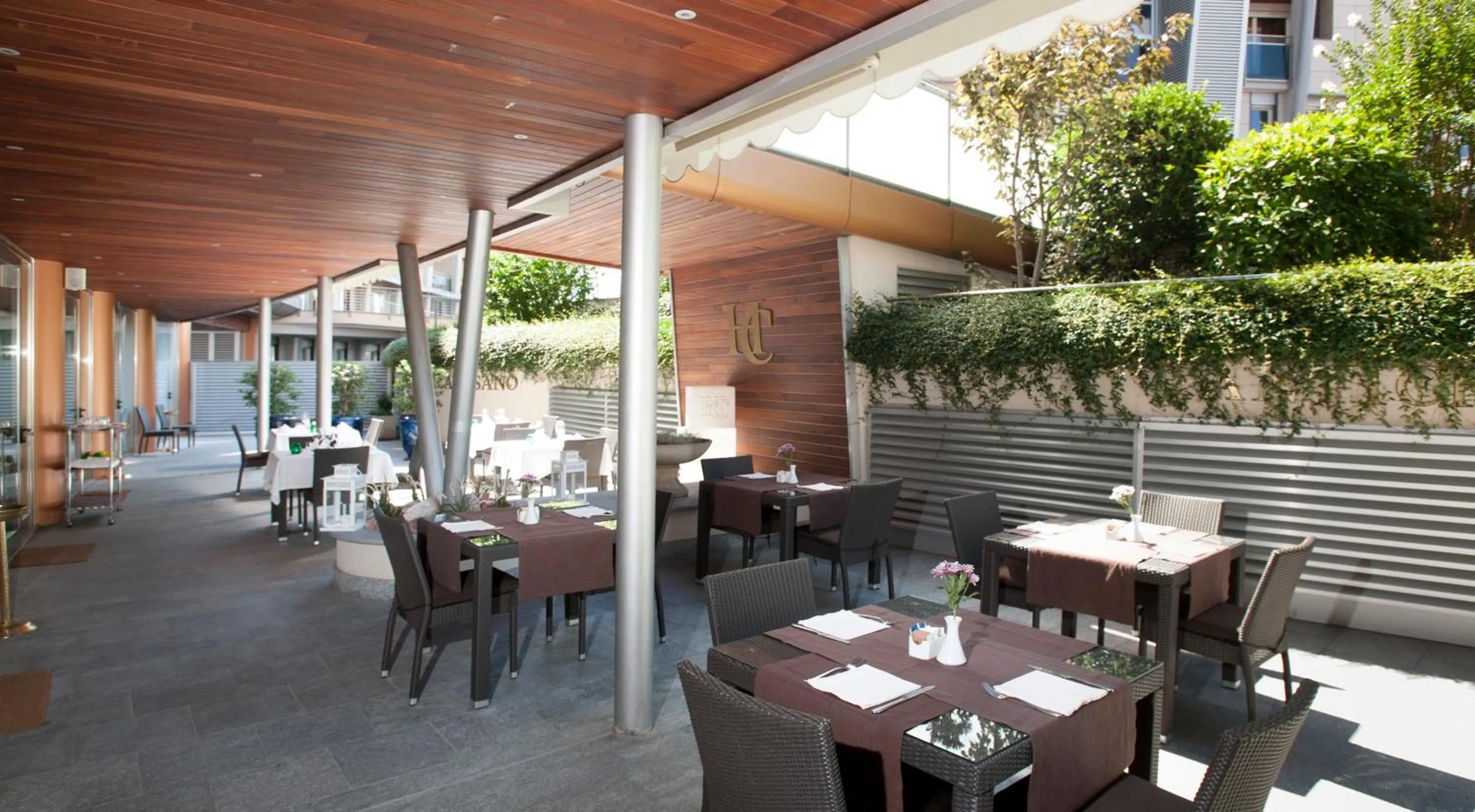 Restaurant/places to eat in Residence Calissano