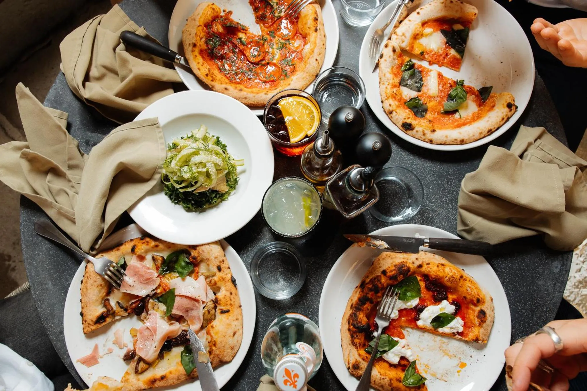 Restaurant/places to eat in BULL Burford