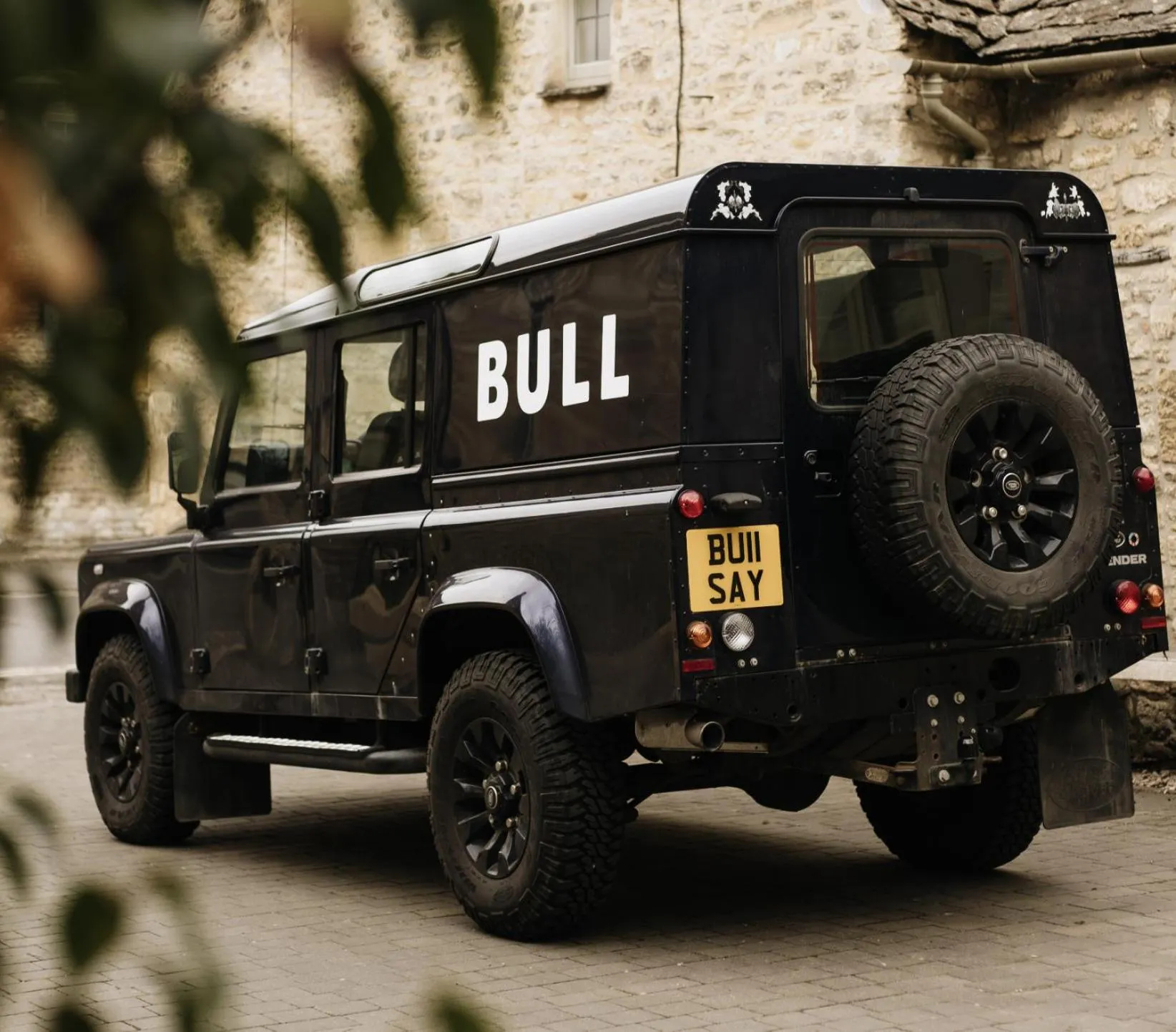 concierge in BULL Burford