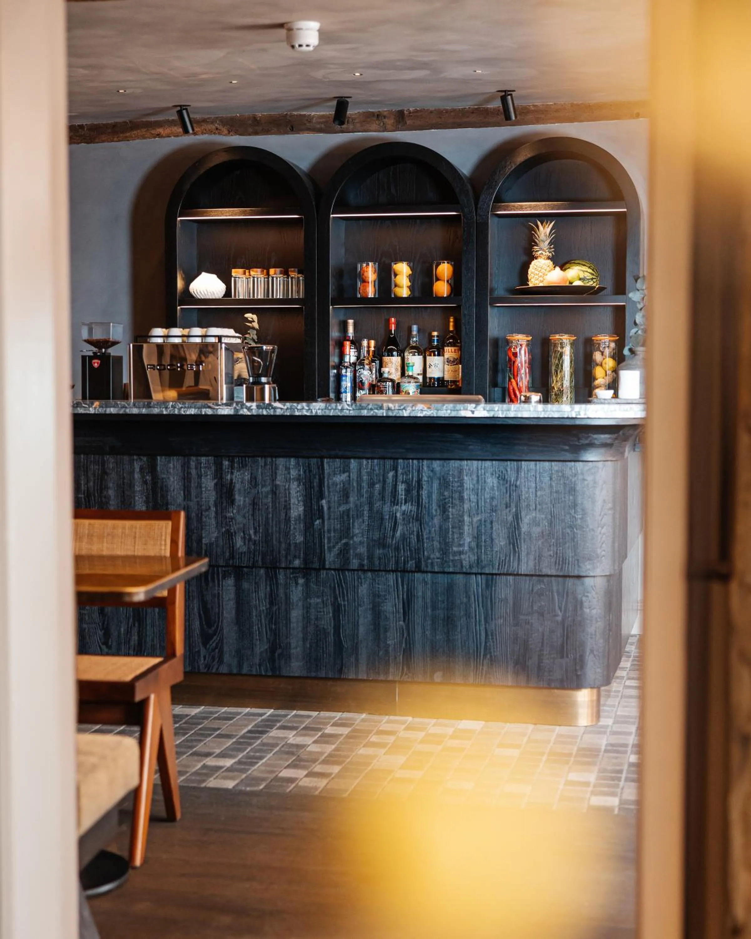 Lounge or bar in BULL Burford