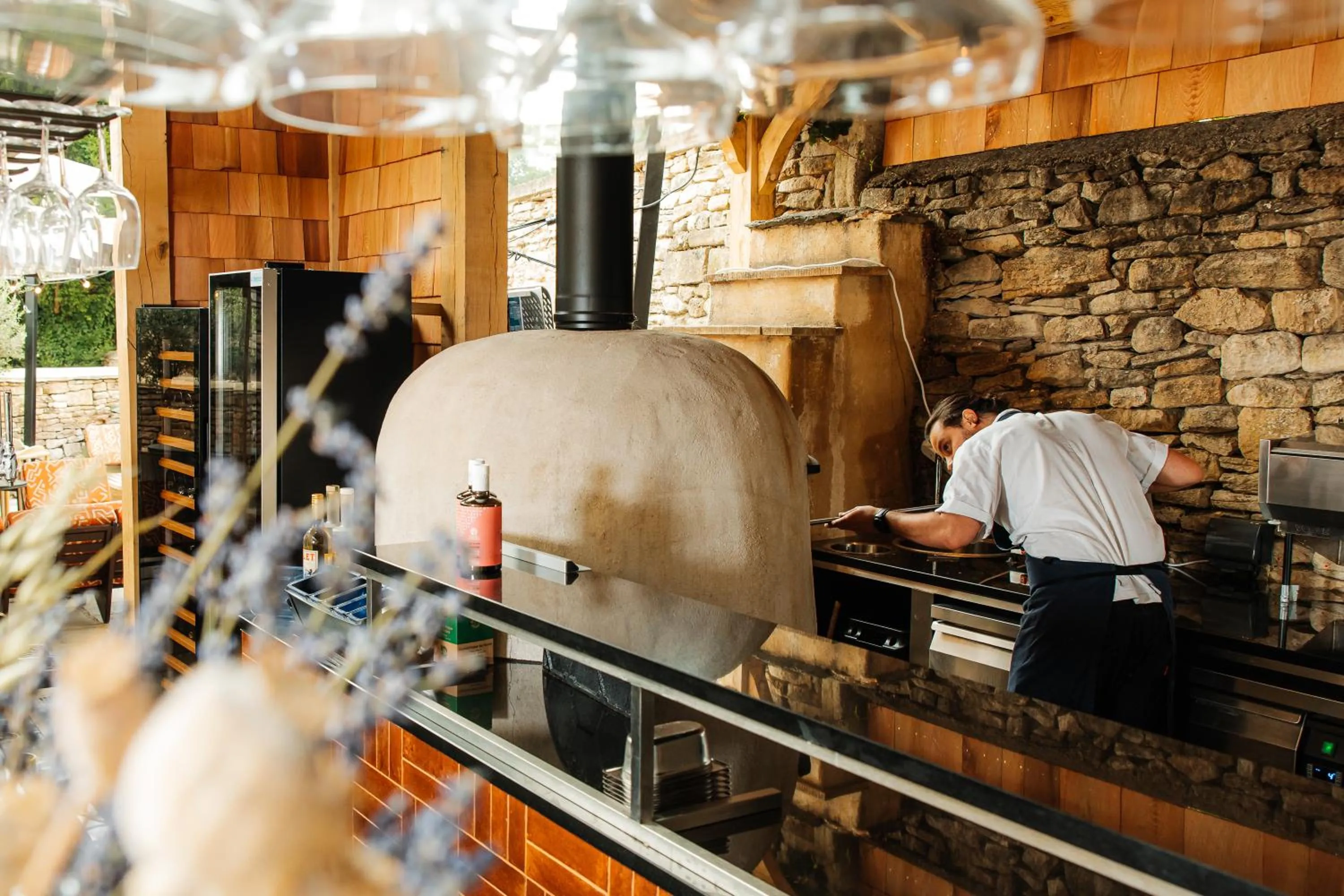 Restaurant/places to eat in BULL Burford