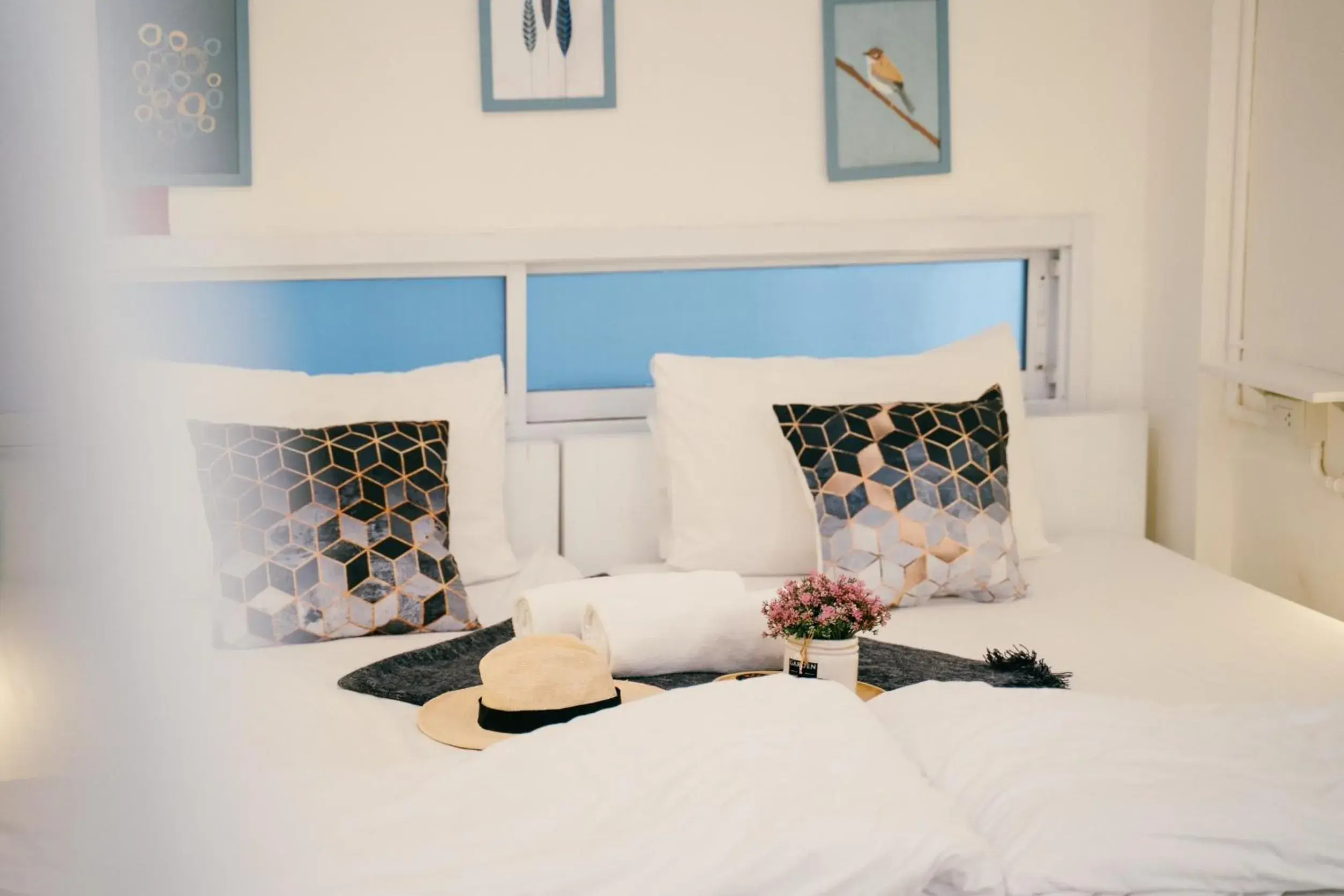 Twin Room with Shared Bathroom (3rd floor) in Qilombo Hostel Silom - HQ Twin Room with Shared Bathroom (3rd floor) in Qilombo Hostel Silom - HQ