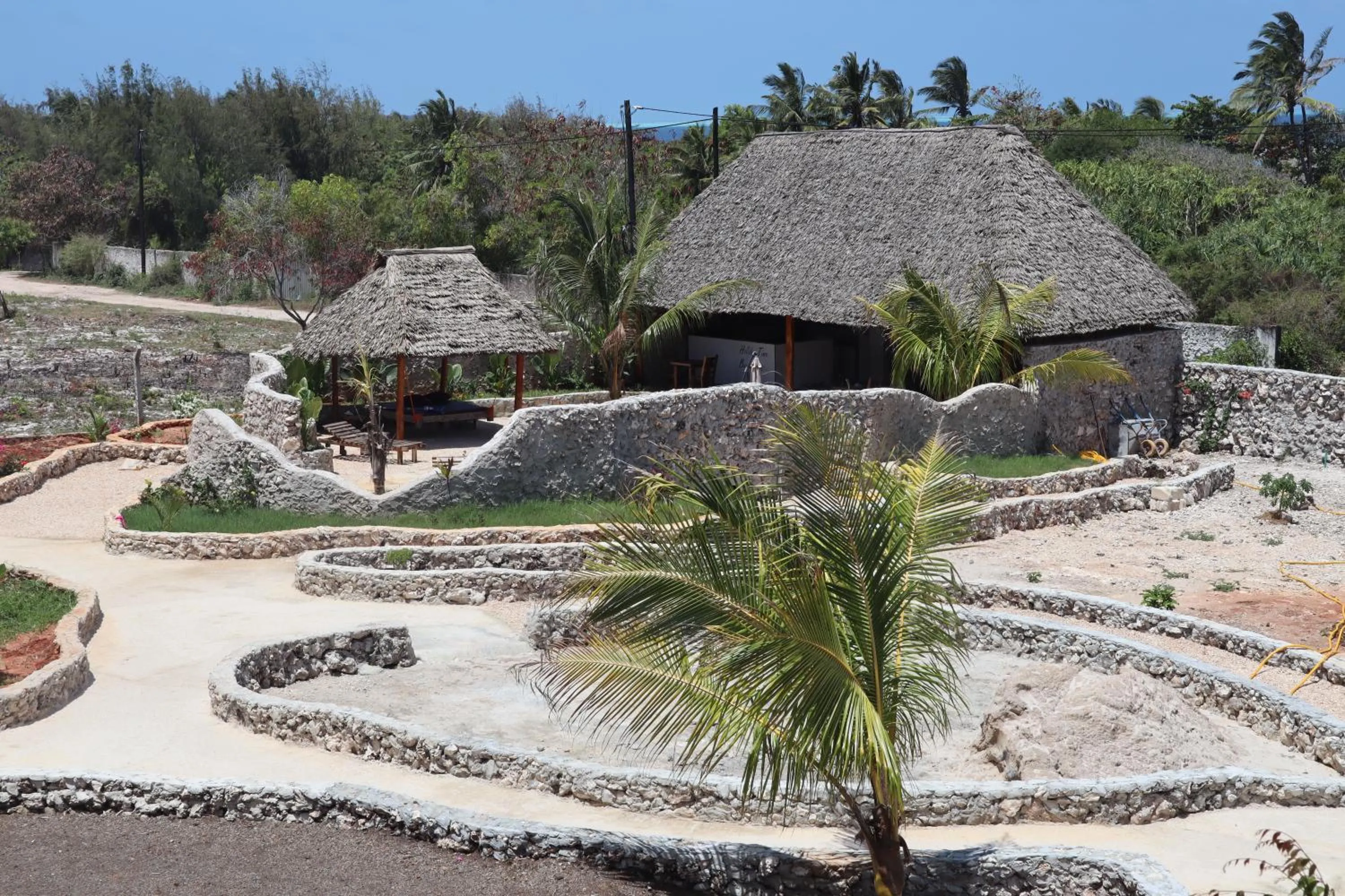 Garden in Holiday Time Bungalows Zanzibar