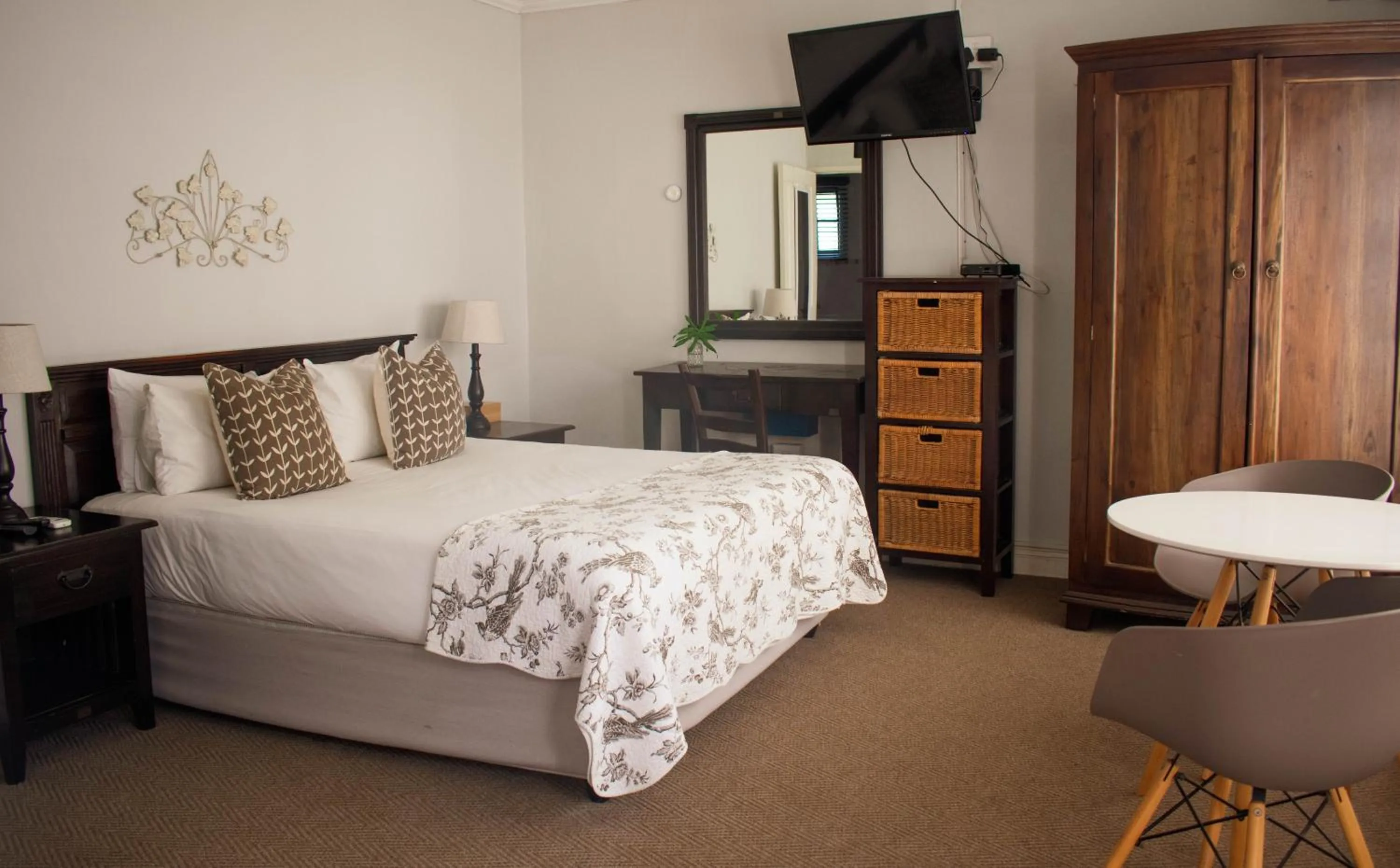 Bedroom, Bed in African Sands B&B