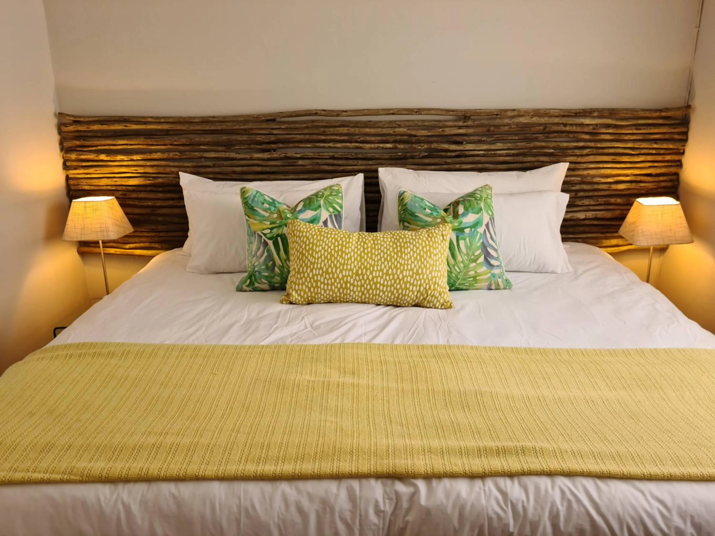 Bed in African Sands B&B