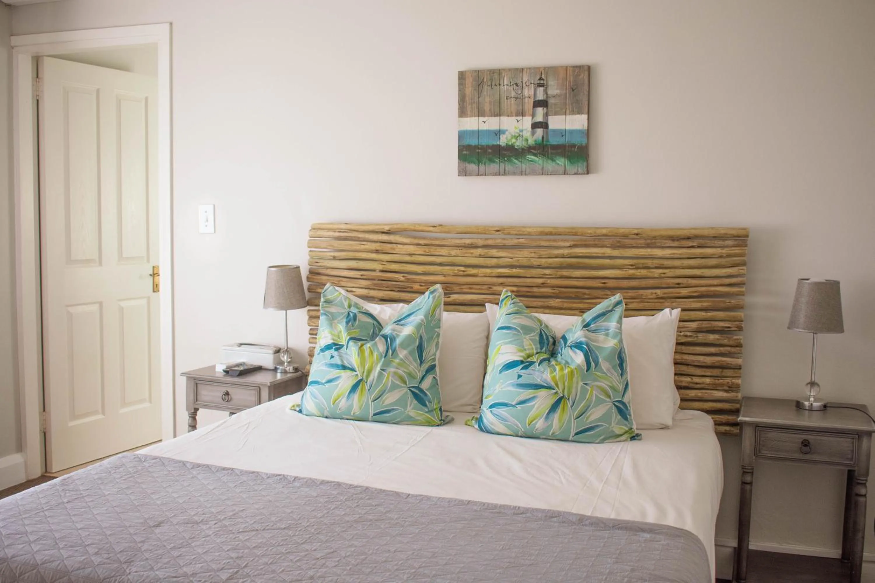 Bedroom, Bed in African Sands B&B