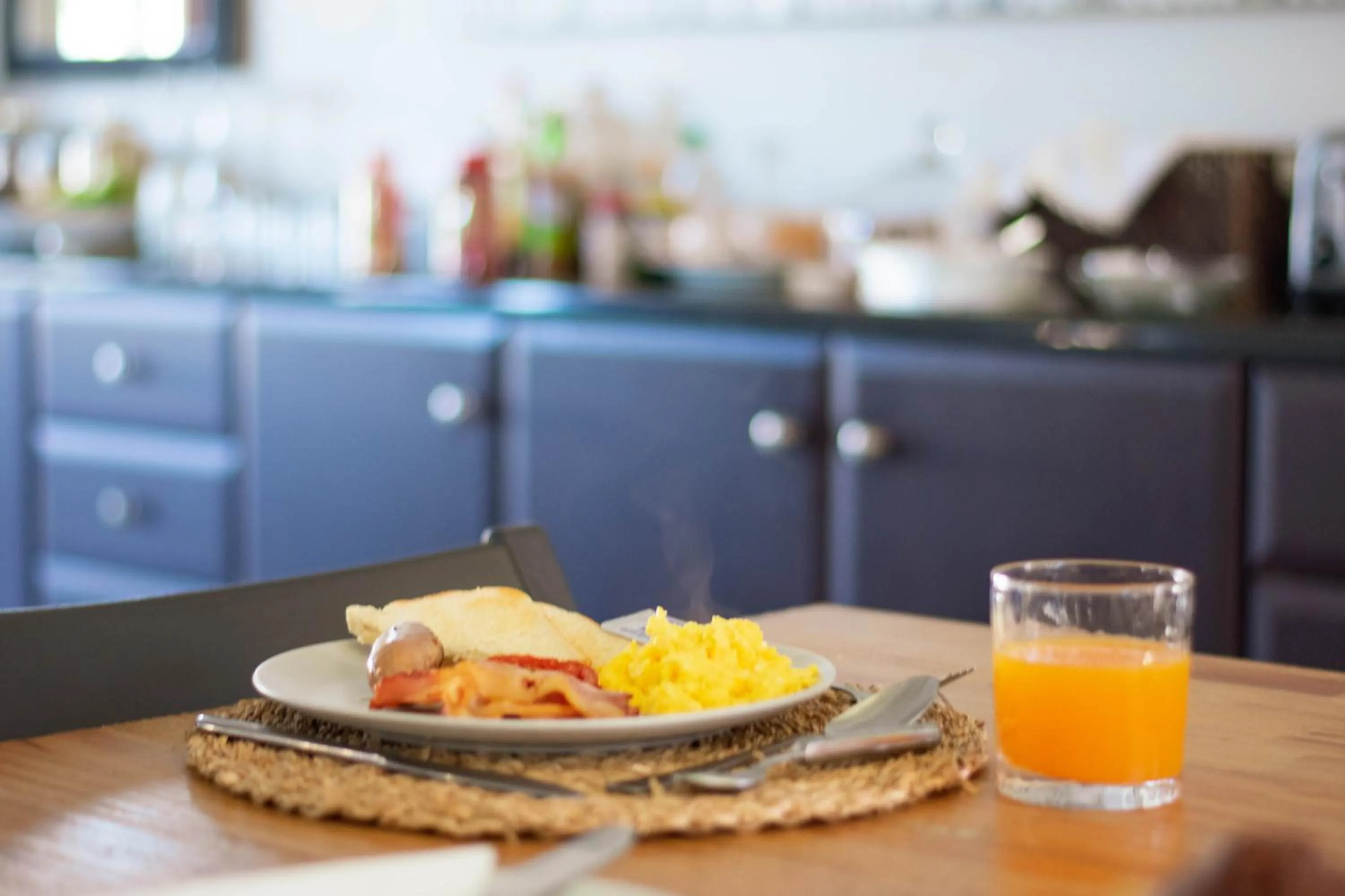 Breakfast in African Sands B&B
