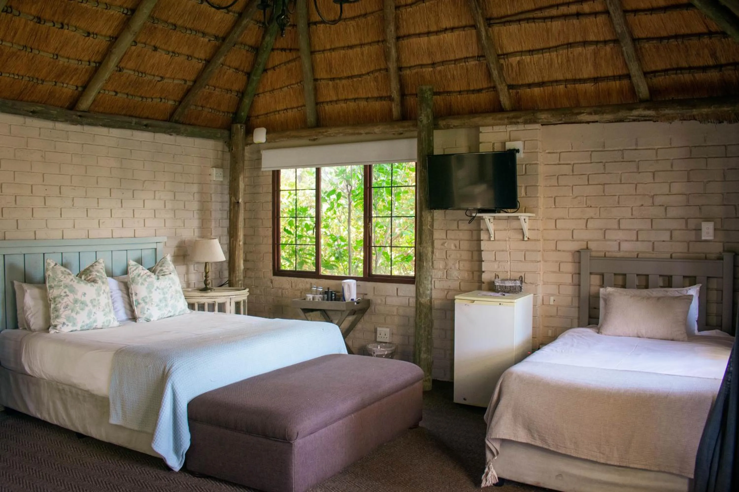 Bedroom, Bed in African Sands B&B