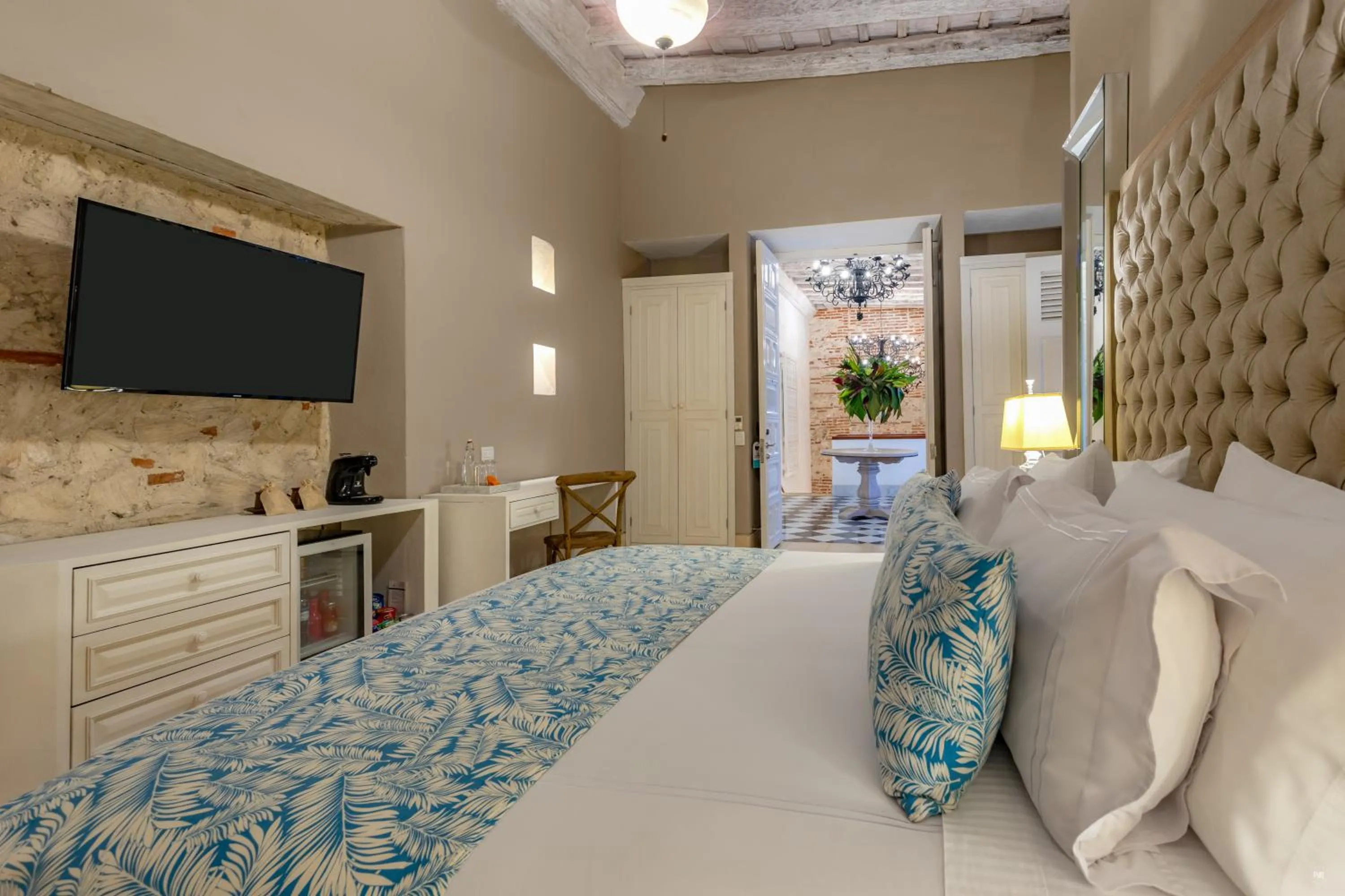 Property building, Bed in Hotel Casa del Gobernador