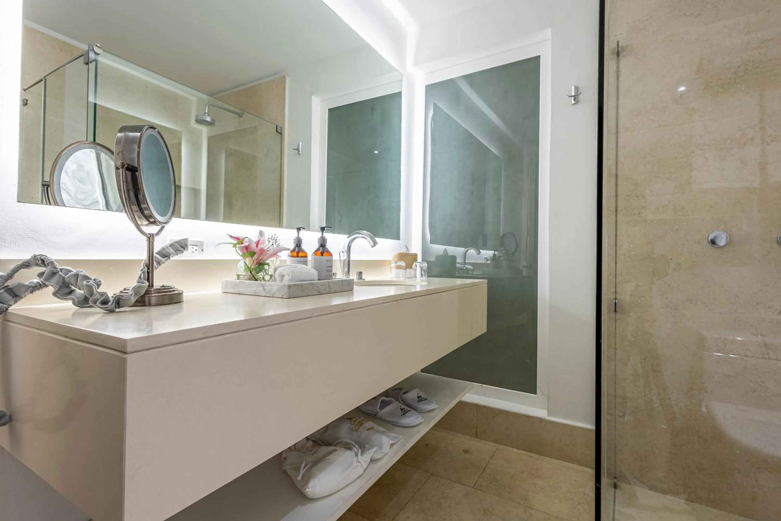 Property building in Hotel Casa del Gobernador